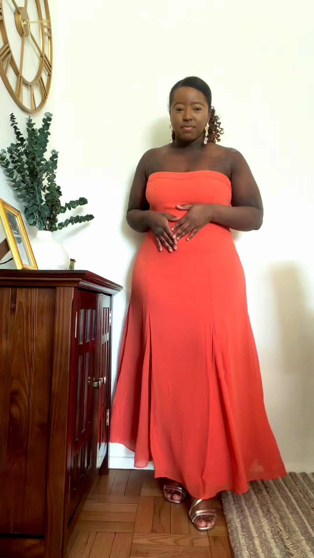This coral midi is such a beautiful, flowy, figure-flattering dress, perfect for a spring or summer event you might have coming up

spring wedding guest dress, summer wedding guest outfit, summer birthday, resort wear, vacation dress, engagement, anniversary,  midi dress,Abercrombie 



#LTKSaleAlert #LTKMidsize