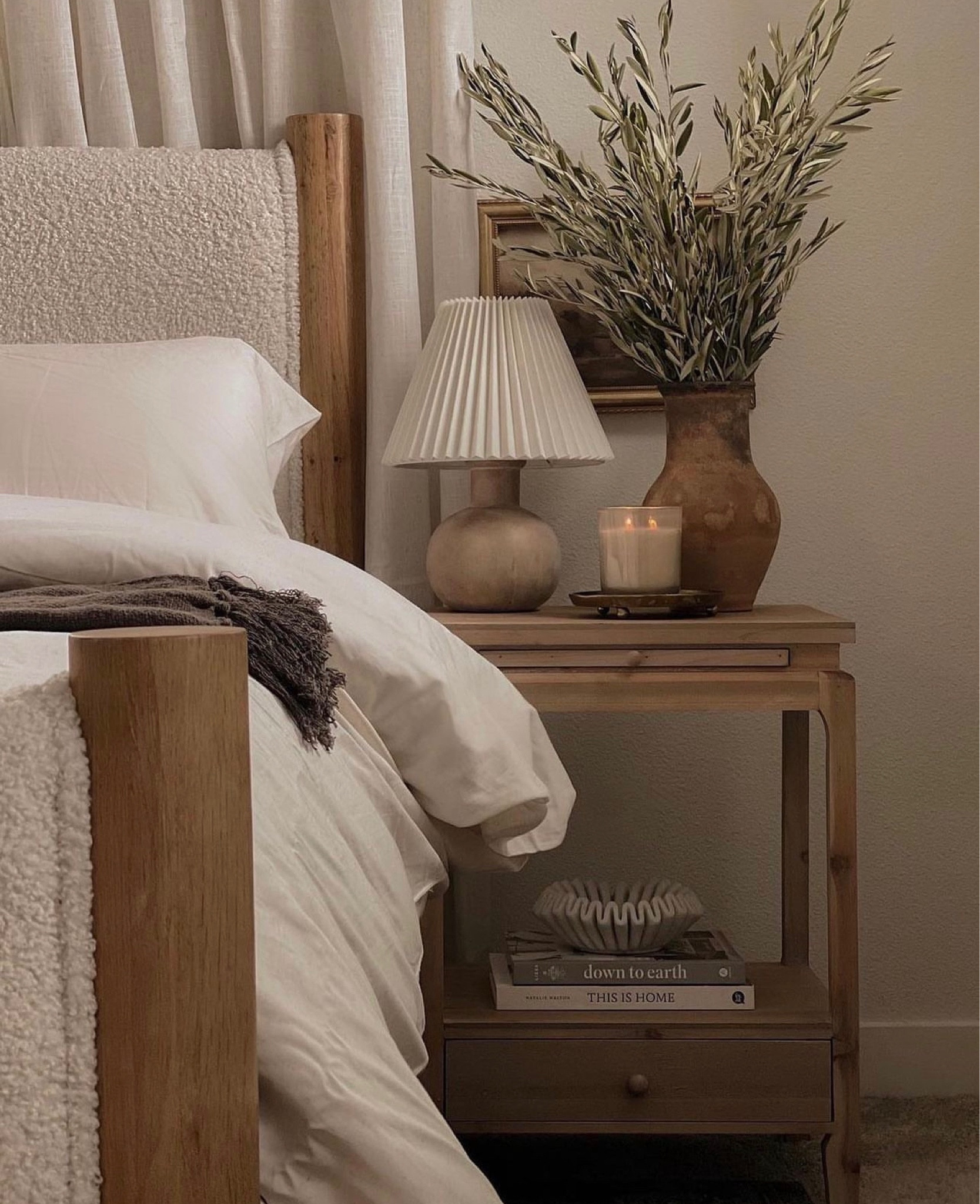 Nightstand sale! This budget friendly nightstand is marked down to $127🚨

#LTKsalealert #LTKstyletip #LTKhome