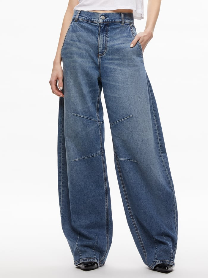PARKER LOW RISE BALLOON LEG JEAN | Alice + Olivia