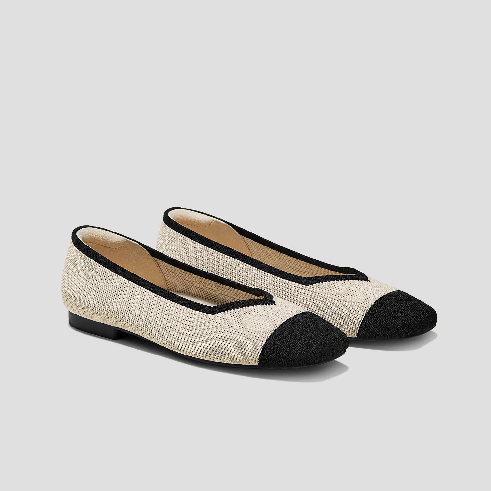 VIVAIA Square-Toe V-Cut Flats (Margot 2.0)|CREAM IVORY & BLACK|UK 8.5 | VIVAIA