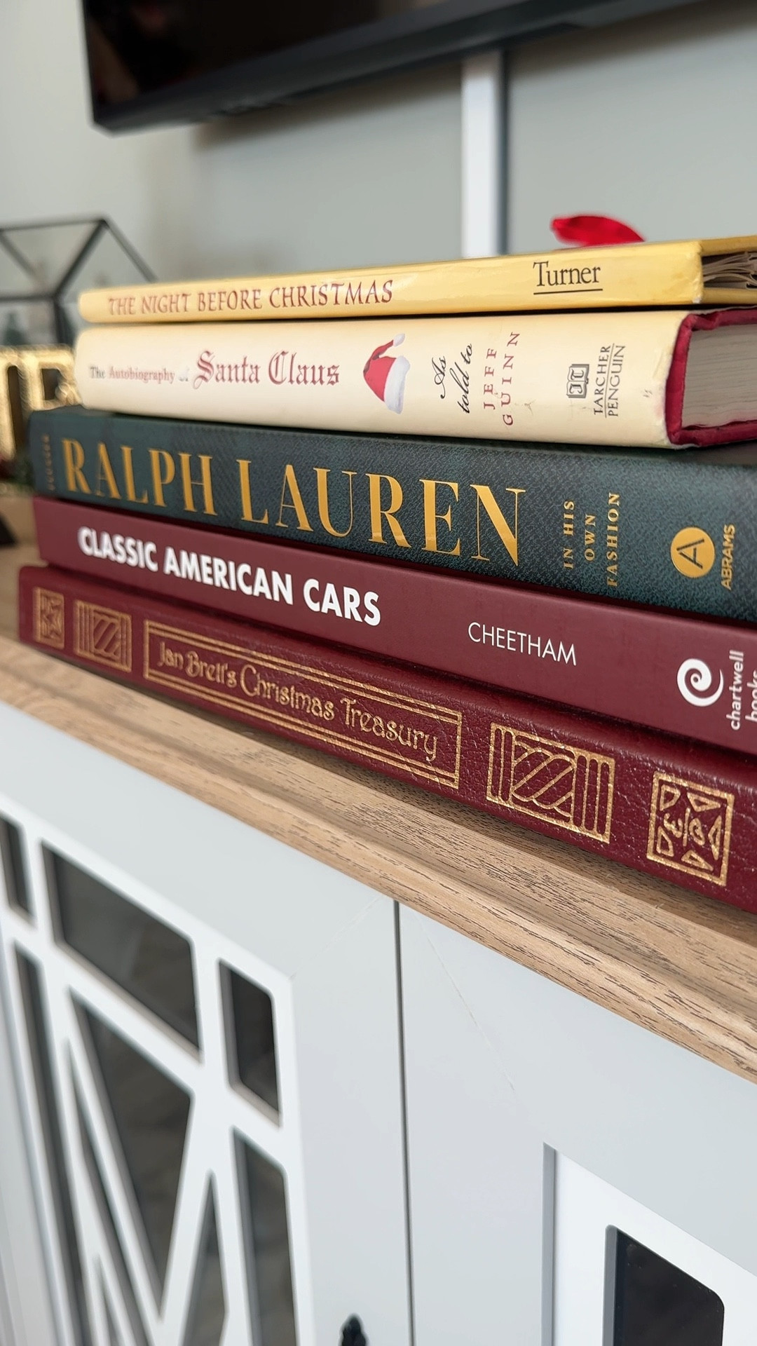 Last Monday of 2024! 
#2024 #morningroutine 



#LTKFindsUnder100 #LTKHome #LTKSeasonal