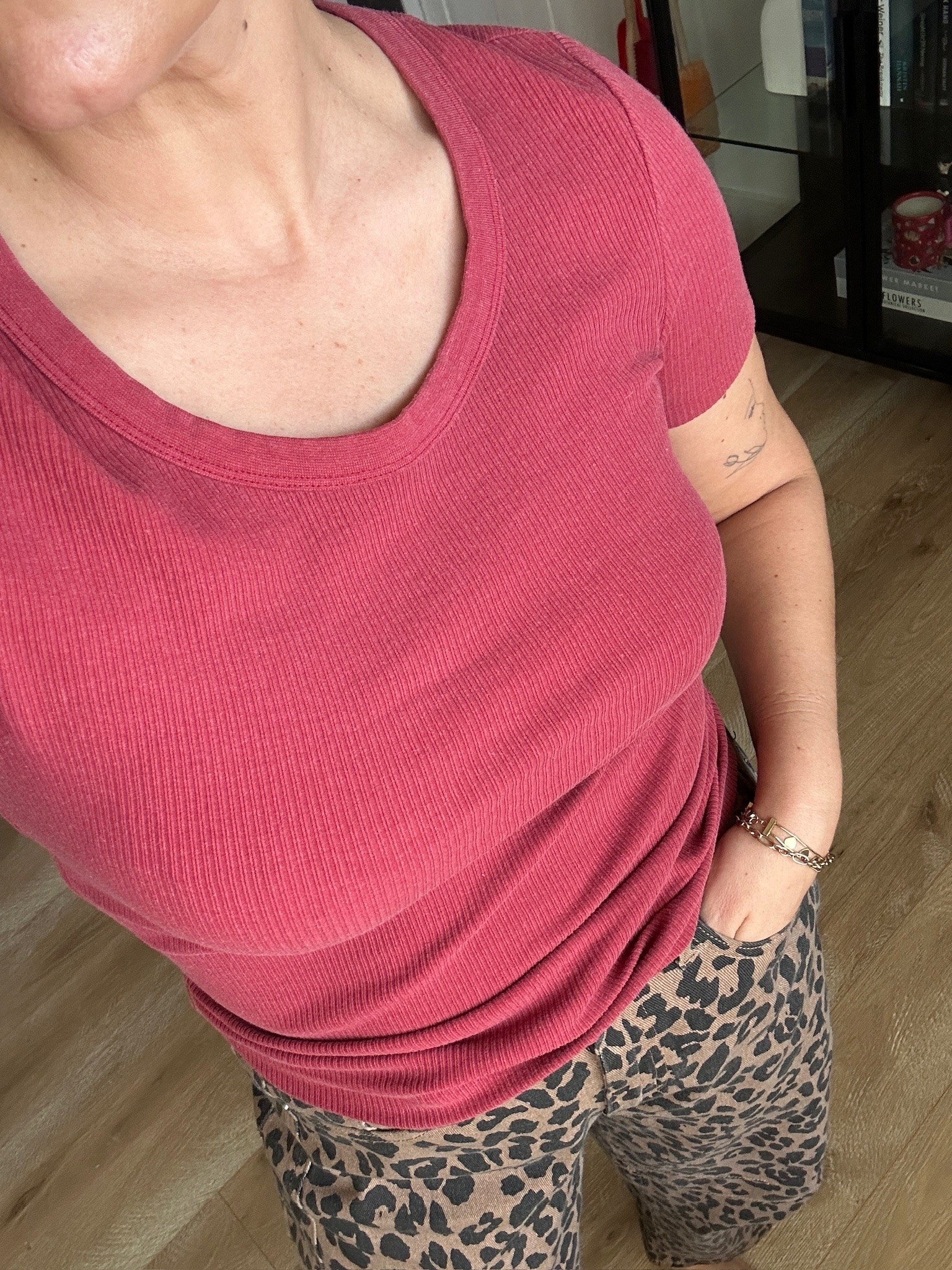 The best tee for layering! Only $12 ❤️🔗

#LTKootd #LTKSaleAlert