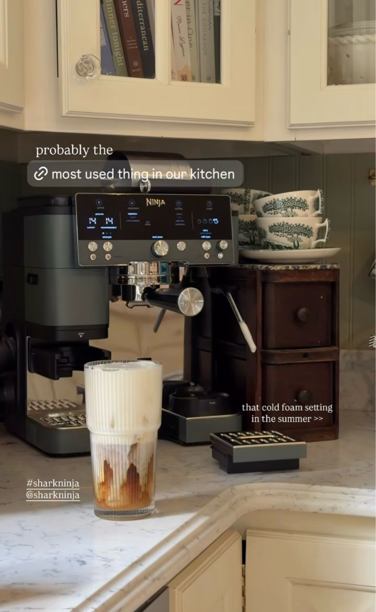 Our espresso machine ☕️

#LTKfoodie #LTKHome