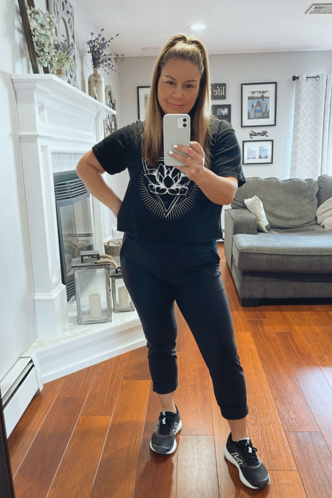 50% off joggers I’m in a medium

#LTKOver40 #LTKActive #LTKFitness