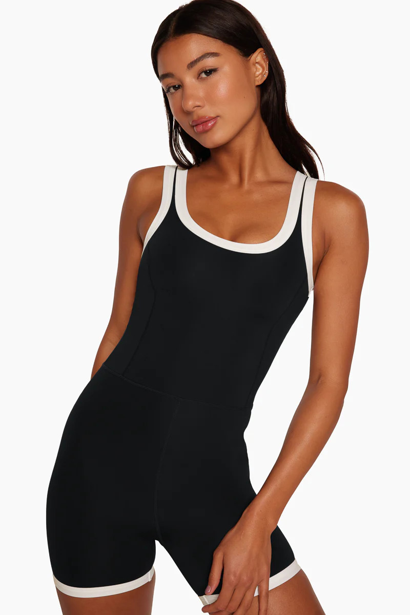 SPORTBODY® SHORTYSUIT - CONTRAST | SET Active