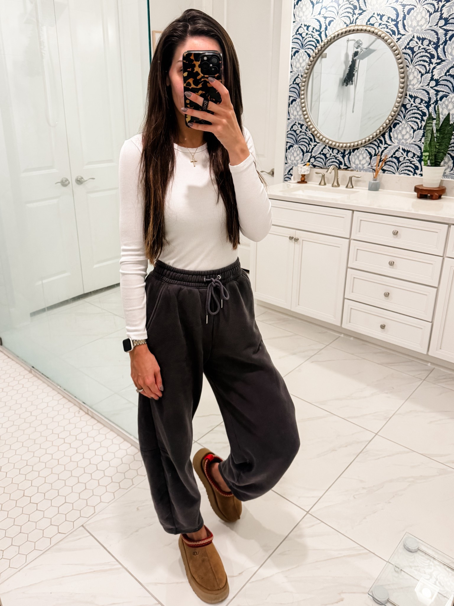 Wearing my TTS XS in both top and bottom. 


#LTKMidsize #LTKootd #LTKFindsUnder50