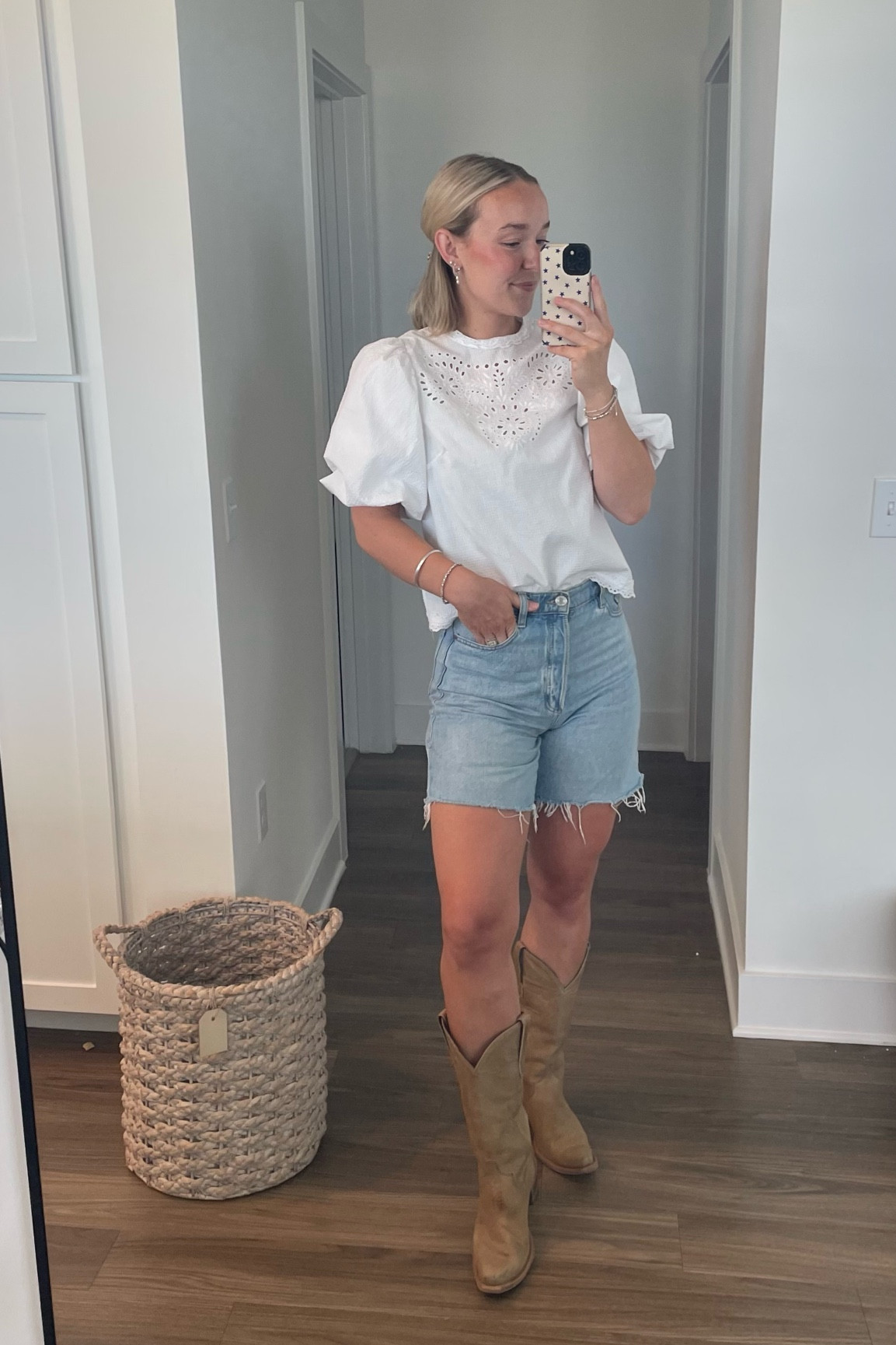 Shirt is from H&M. Shorts are from garage clothing. There are no longer available but I linked similar items!! 💕💭✨


#LTKStyleTip #LTKFallSale #LTKSeasonal