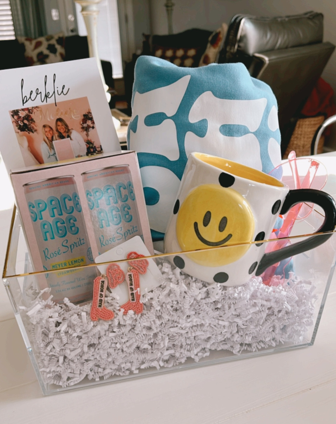 maid of honor proposal gifts for my little sis — most from amazon 😍 #wedding #maidofhonor #bridesmaidproposal #mohproposal

#LTKunder50 #LTKwedding