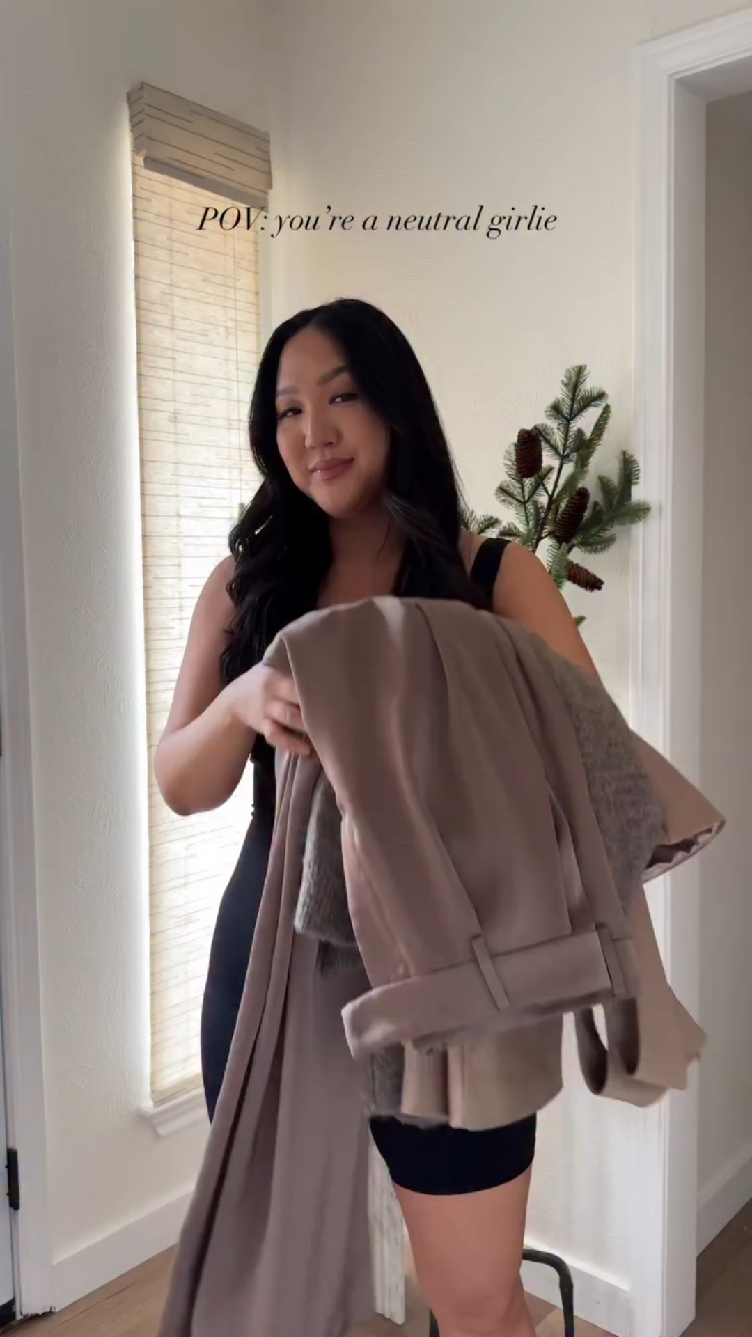 Neutral girlies, this one’s for you from @showpo 😘 I am loving this first monochromatic look with these satin pants, they’re soo good!! But this dress is an absolute stunner. Top these looks off with my push present from @keekshandbags, the cutest neutral fits!! All 🔗 in my LTK or dm me! 🤍

Neutral style, neutral fashion, Showpo haul, try on haul, tryon with me, taupe, monochrome, monochromatic outfit

#LTKmomlife #LTKgrwm #LTKMidsize