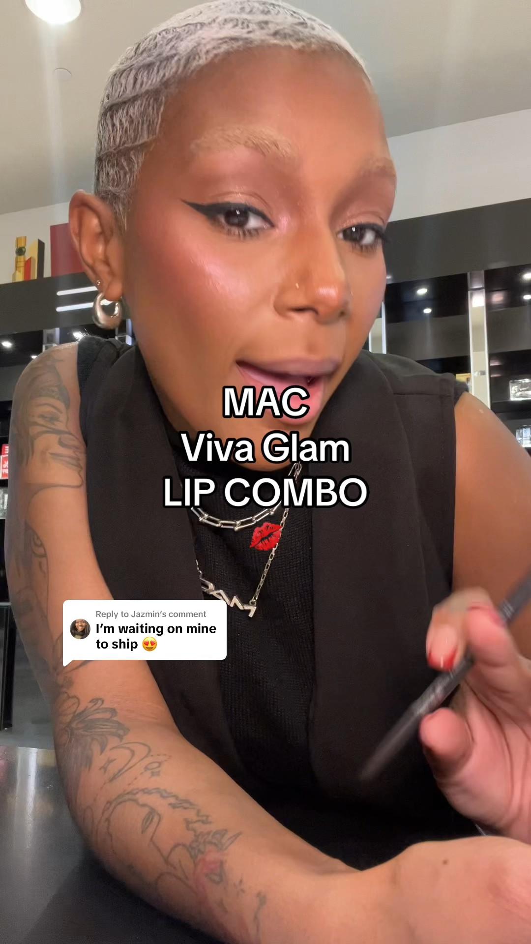 Root for me lip pencil
VG9 lipstick
Oh baby lipglass 