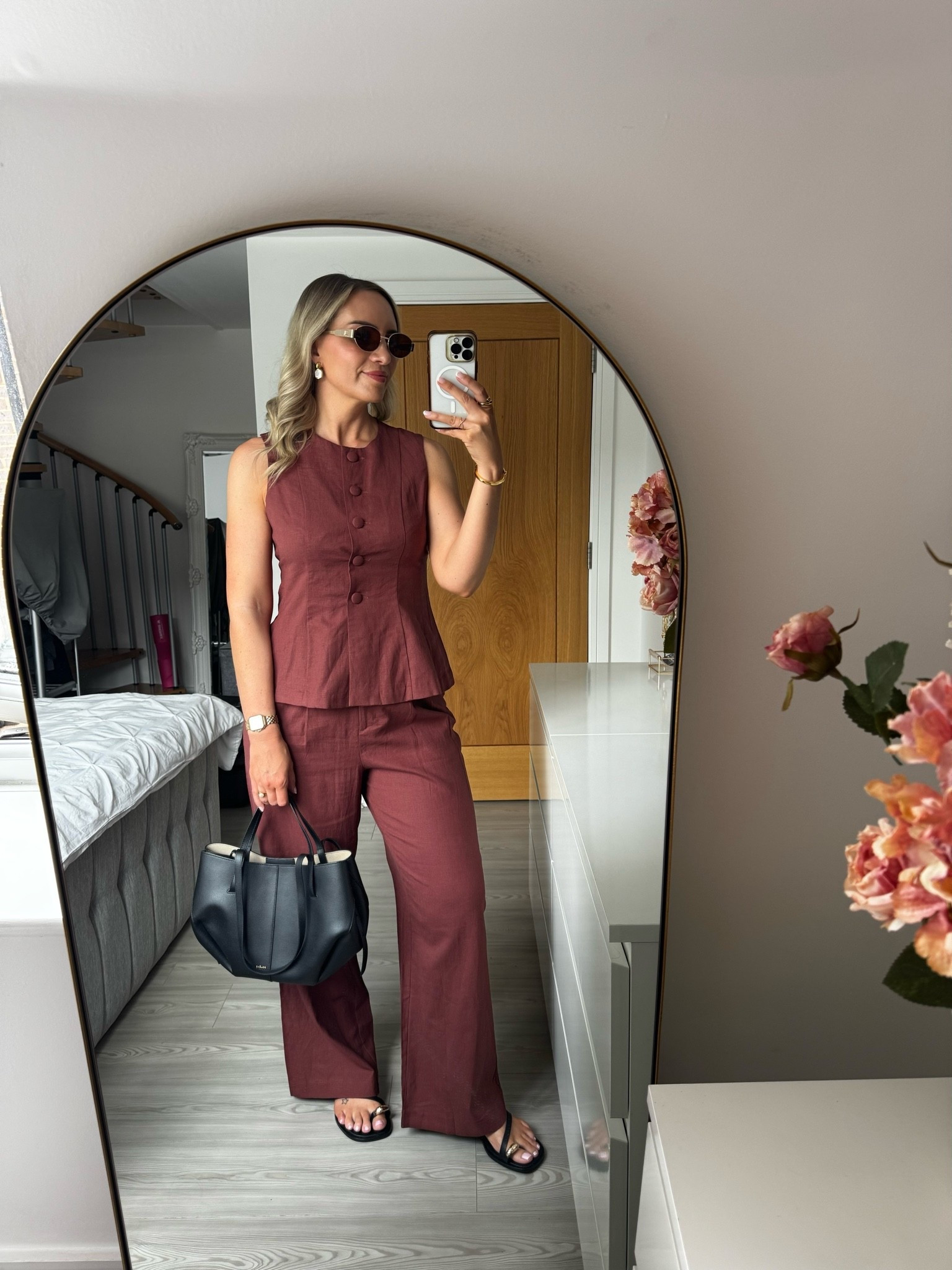 Workwear outfit idea 🫶🏼

Linen co-ord for when the office is 27 degrees 😅

I wear a size 12 in the trousers and a size 10 in the waistcoat

#LTKsummer #LTKworkwear #LTKstyletip
