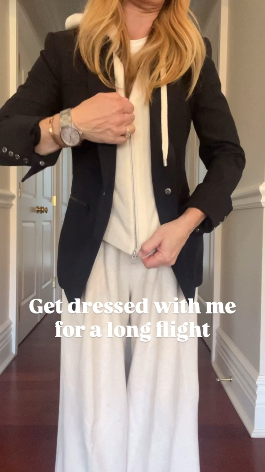 What to wear for a long plane flight 