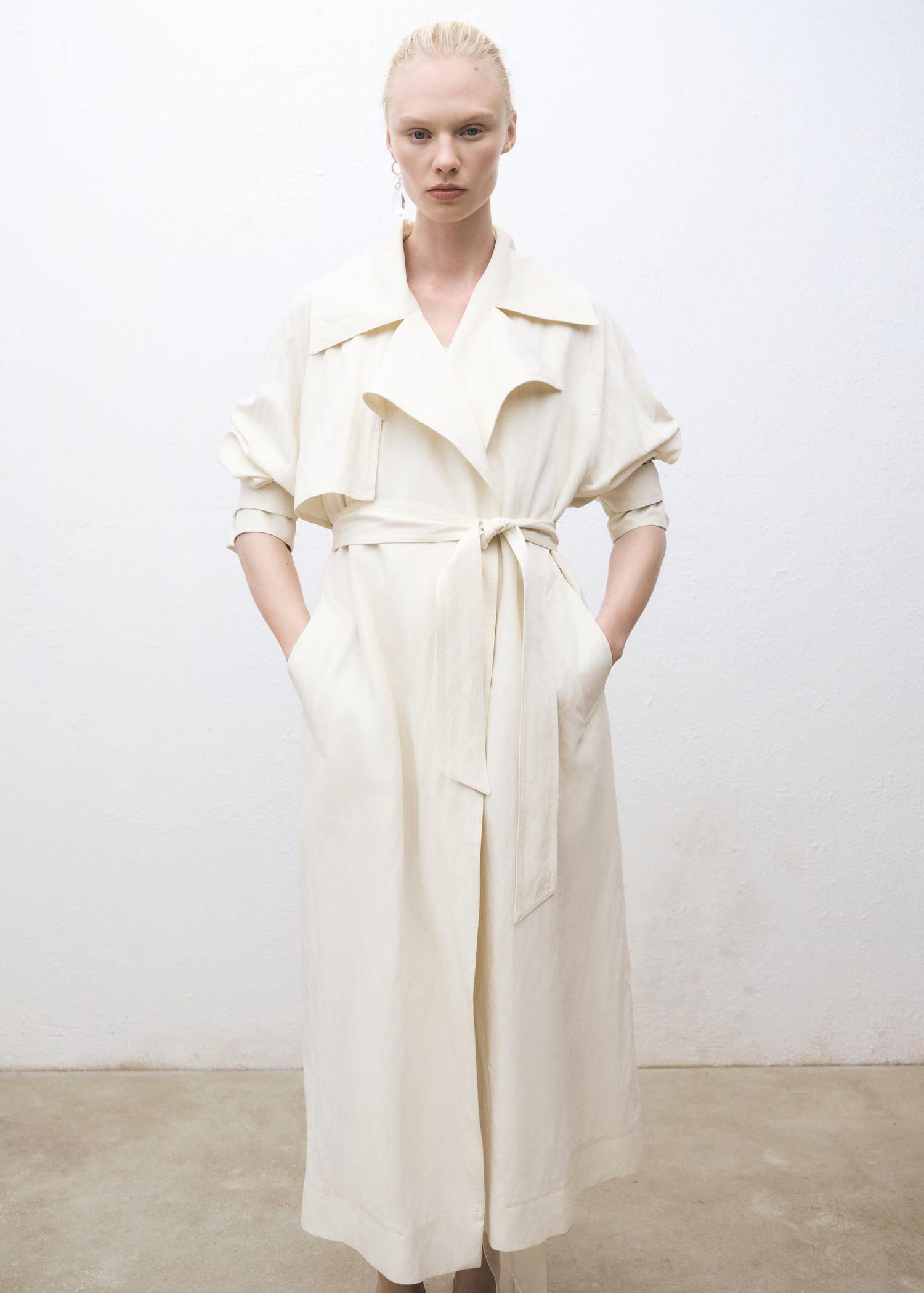 Oversized trench coat with lapels - Women | MANGO USA | Mango (US/MX/AU)