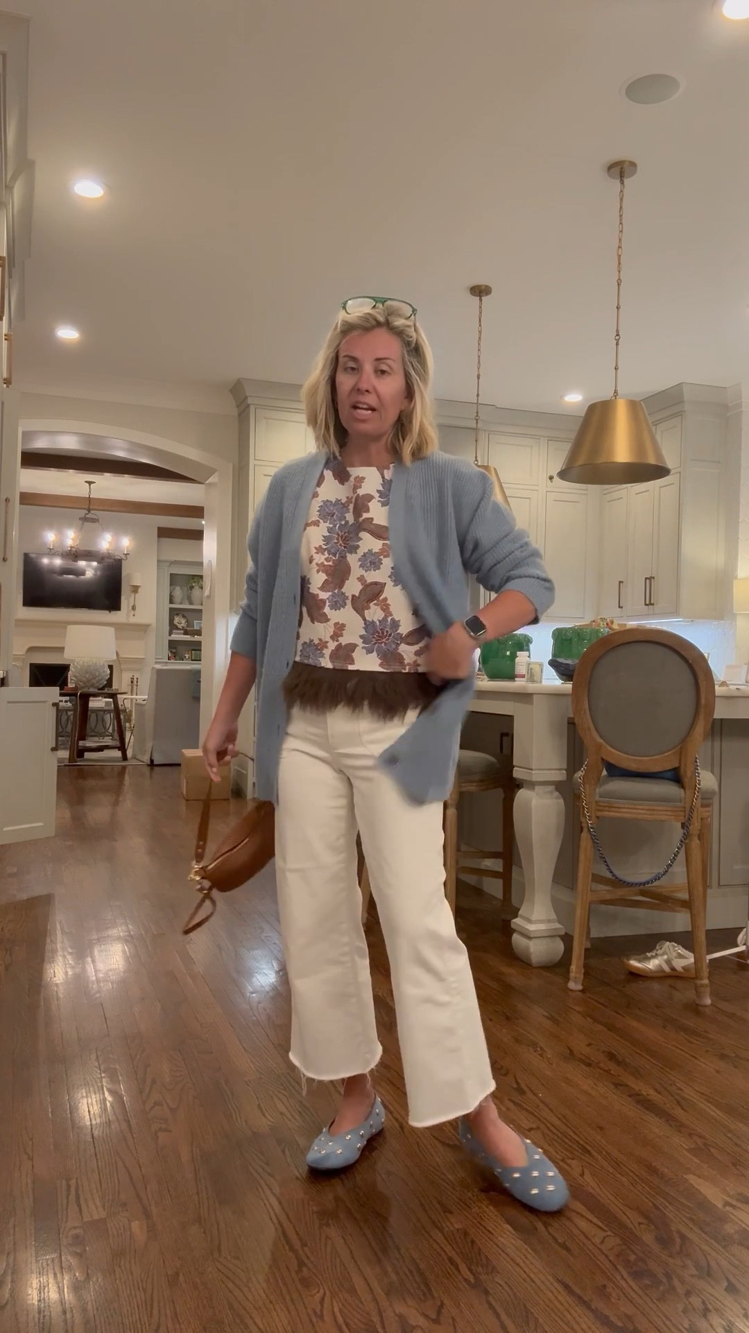 Super cute look..wear now, wear later. This cardigan is the perfect year round piece to have in your closet….literally wear this in the camel color or blue weekly. 
Top- xs 
White Jeans (cropped)- 25P ￼
Cardigan - xs
Flats- 7 (size 1 down)

*Use code CATHERINE20 3/6-3/9 to save 20% when you spend $100+


#LTKdayinmylife #LTKmomlife #LTKootd