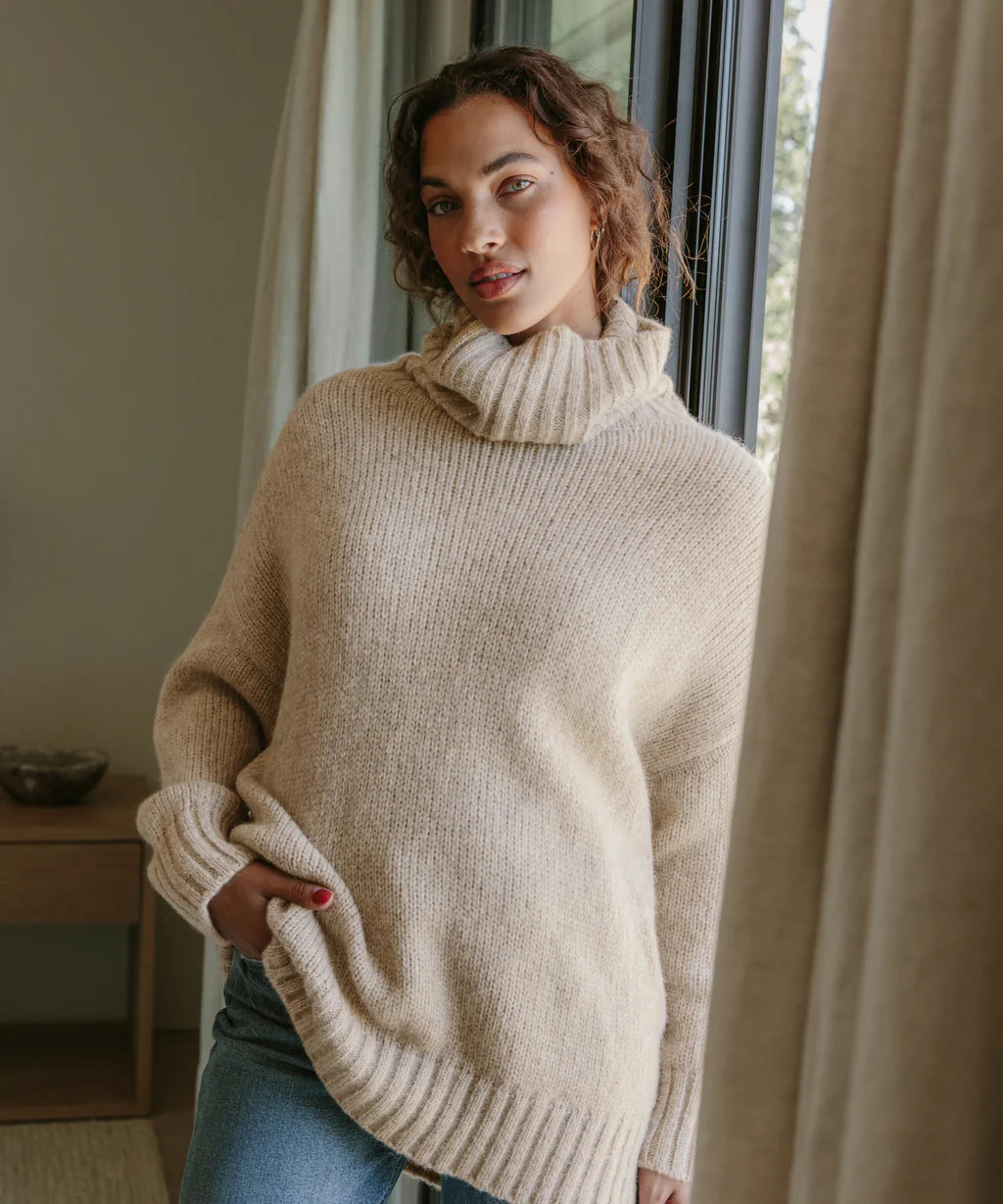 Alpaca Cocoon Turtleneck | Jenni Kayne