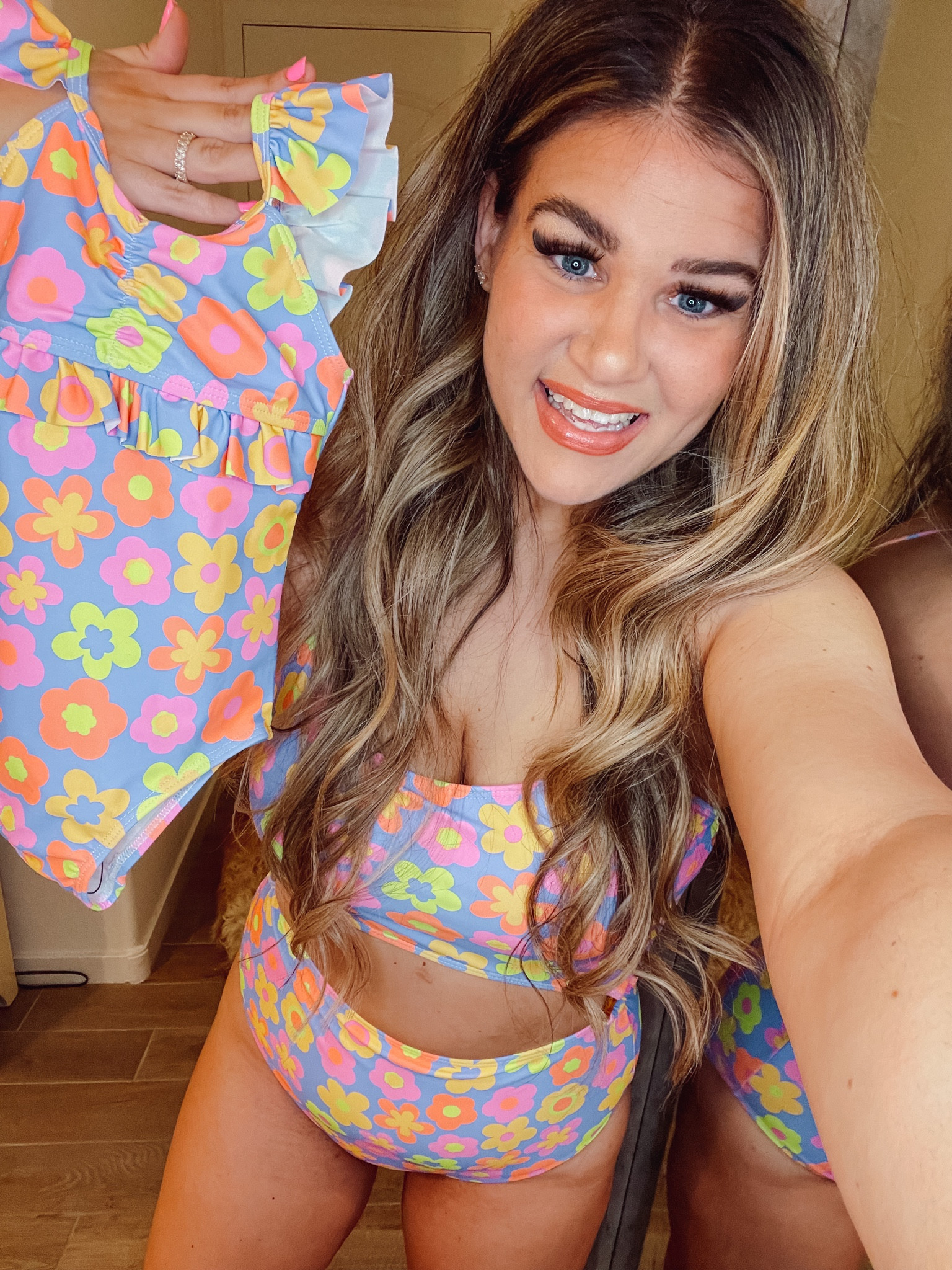 I’m IN LOVE with these little Malibu Barbie vibe matchy matchy swim suits for Berkley & I! Can’t wait to twin with my mini. 🌸✨

#MatchMom #MatchyMatchy #Twinning #NeonFloral #SwimSuits #TrendySwim

#LTKfamily #LTKkids #LTKstyletip