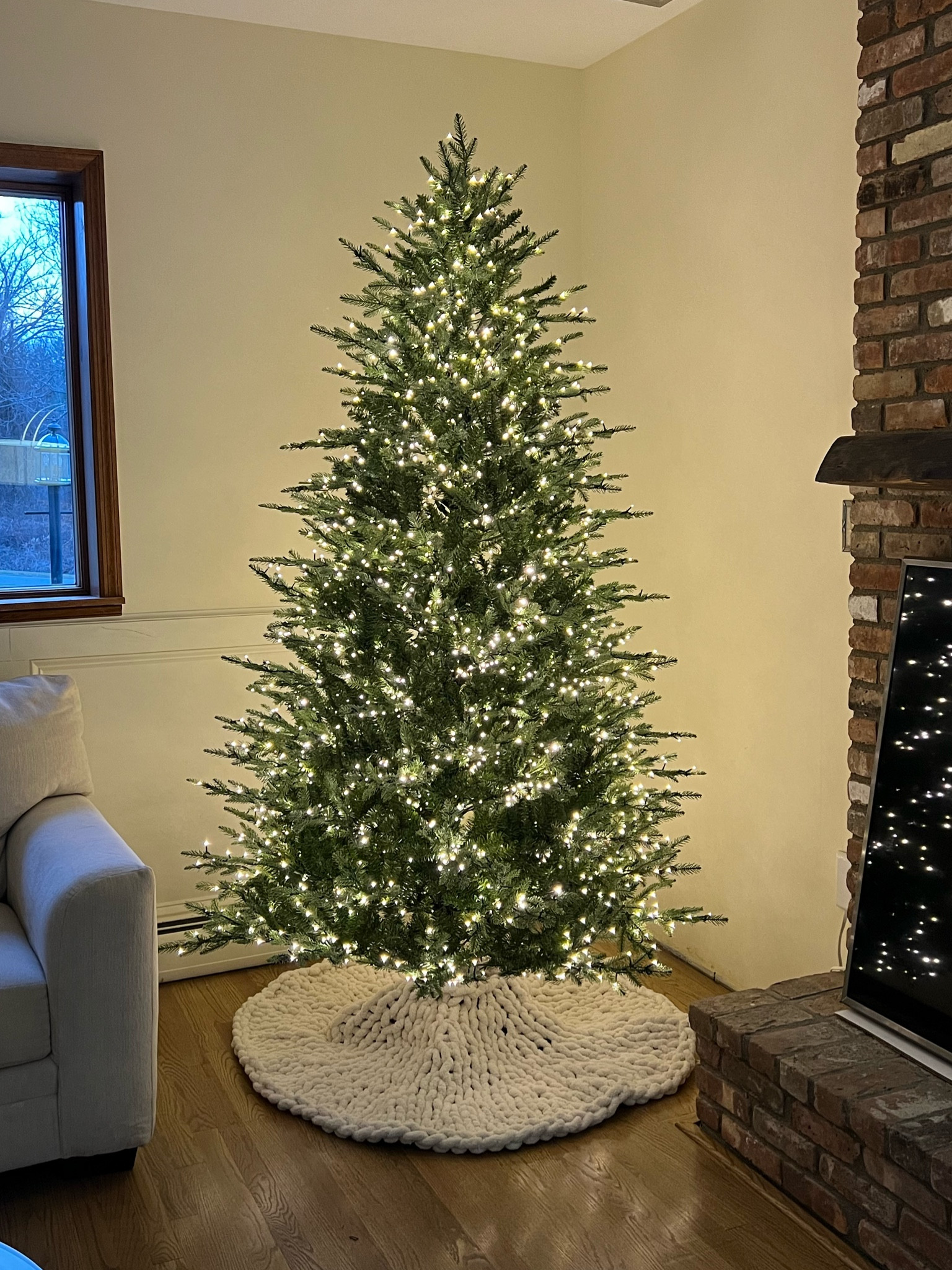 The viral Home Depot Grand Dutchess Christmas tree!! 🎄

#LTKSeasonal