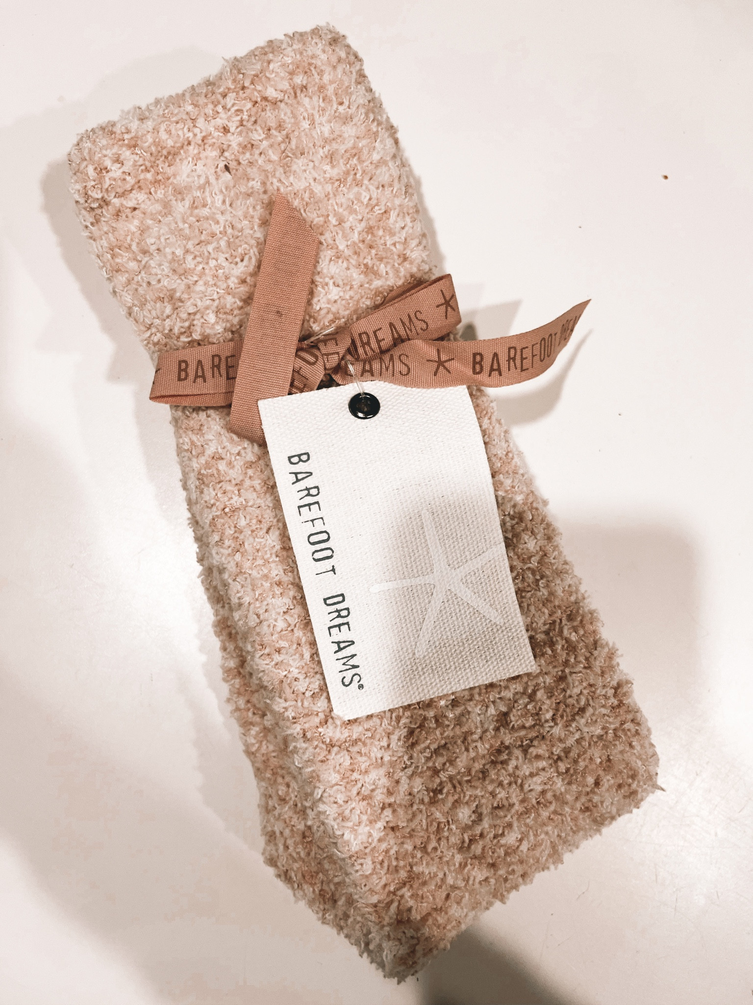 Alright who’s shopping early this year? Or is this not considered Early Christmas Shopping haha 

These barefoot dreams cozy socks are such an excellent stocking stuffer for all! 

#LTKunder50 #LTKHoliday #LTKSeasonal