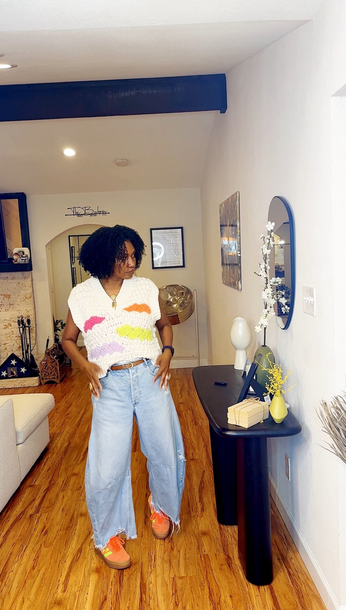 Barrel jeans plus sweater vest for the win! 

#LTKmomlife #LTKMidsize #LTKgrwm