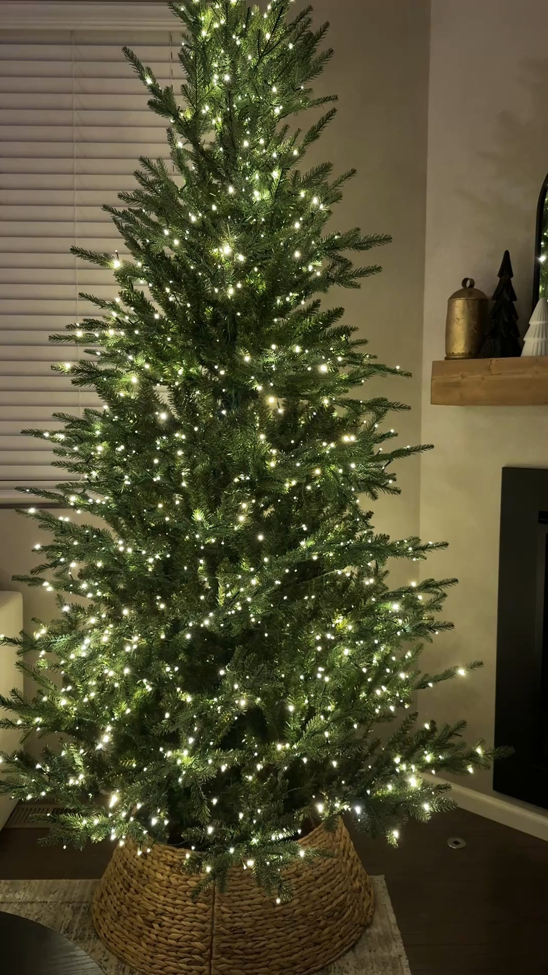 still loving our twinkle tree & it is 40% off right now! ✨ 

#LTKHome #LTKHoliday #LTKCyberWeek