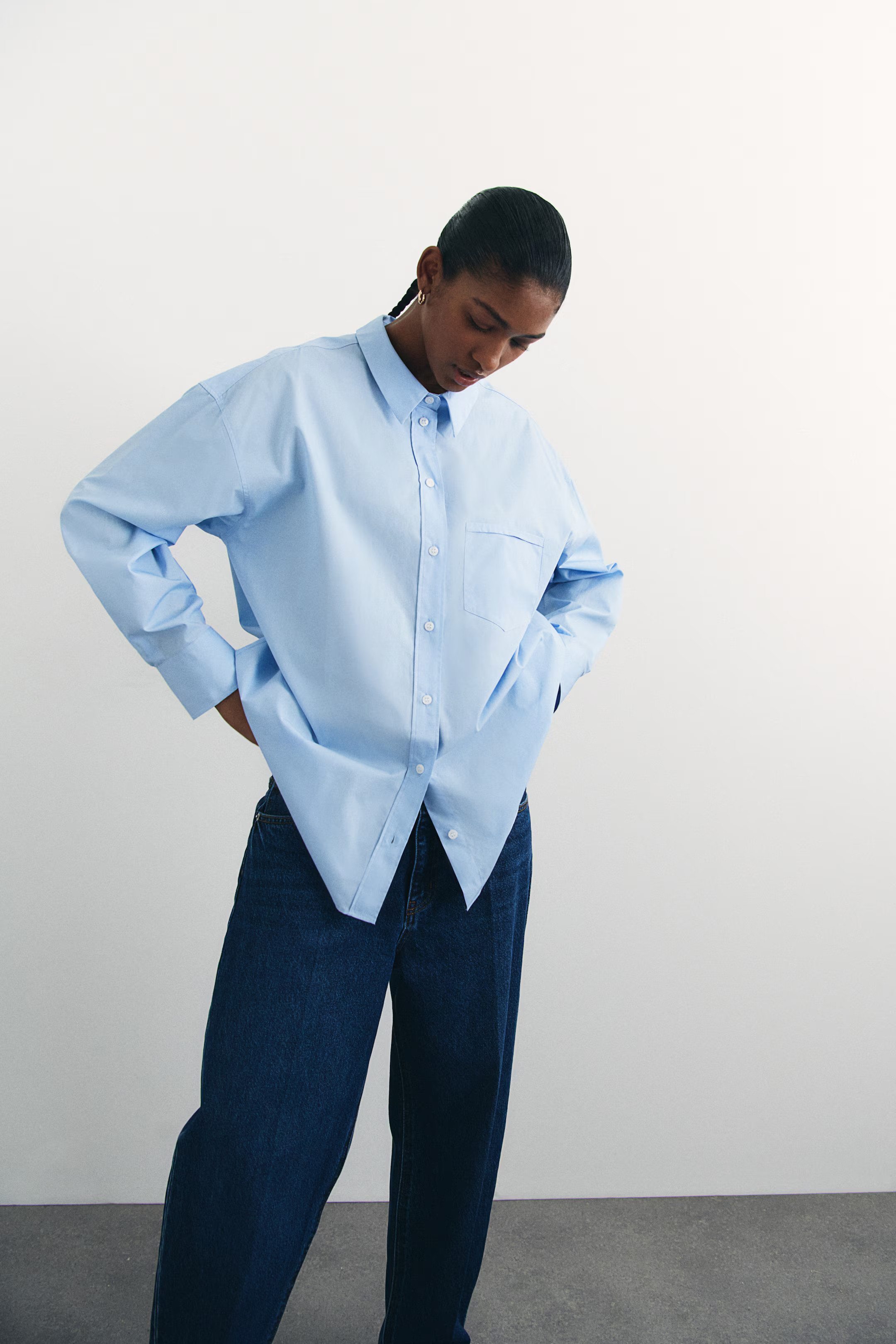 Loose-fit cotton shirt | H&M (UK, MY, IN, SG, PH, TW, HK)