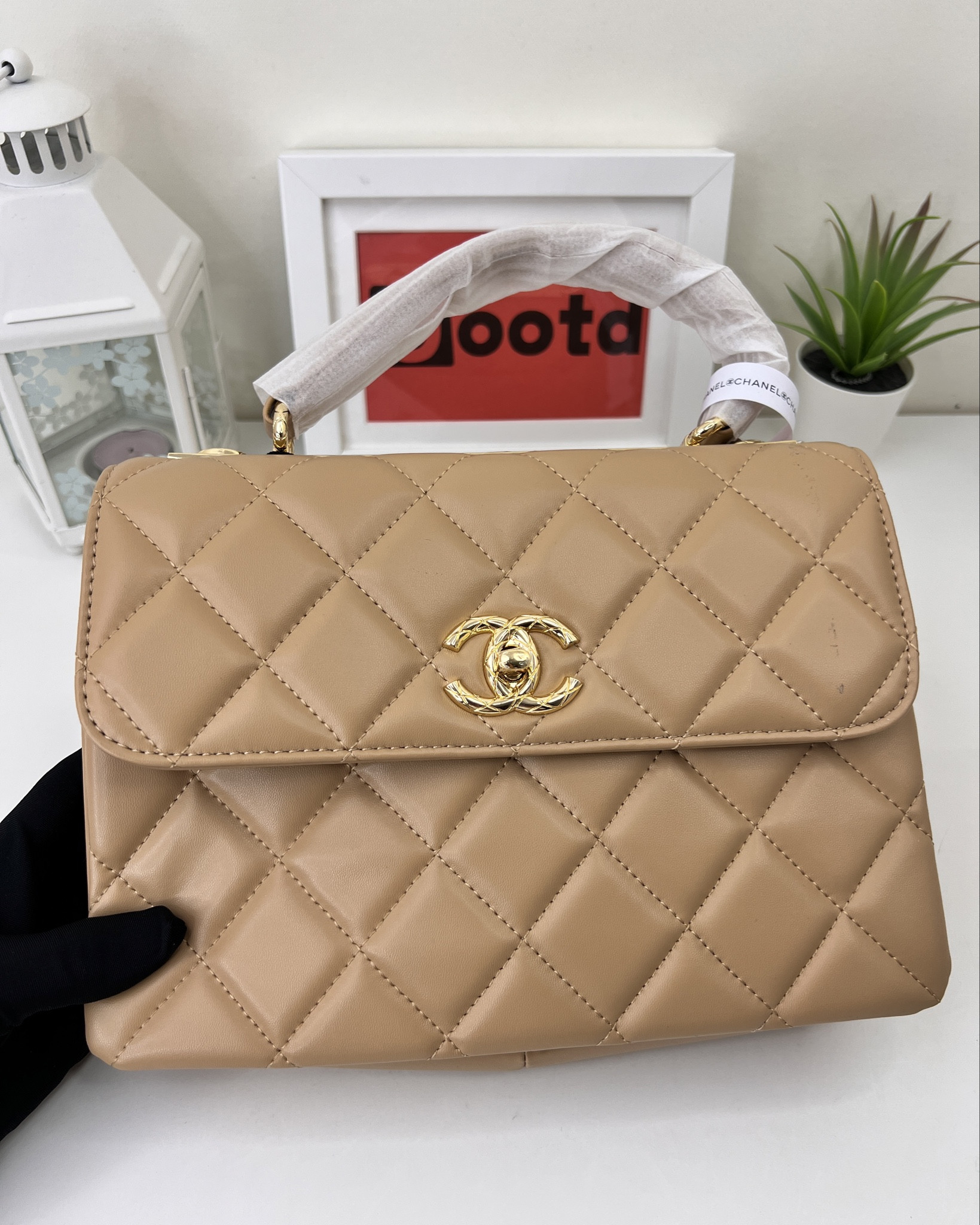 Chanel flap Bag trendy CC with top Handbag Shoulder Bag crossbody Bag 

#LTKitbag #LTKworkwear #LTKGiftGuide