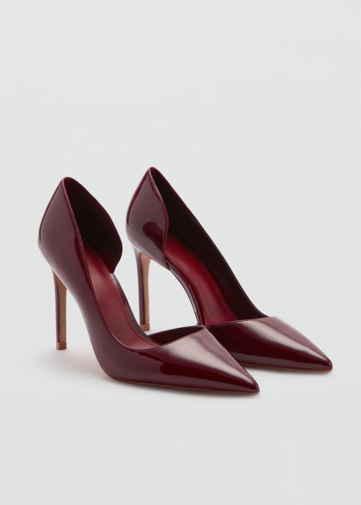 Asymmetrical heeled shoes | MANGO (UK)