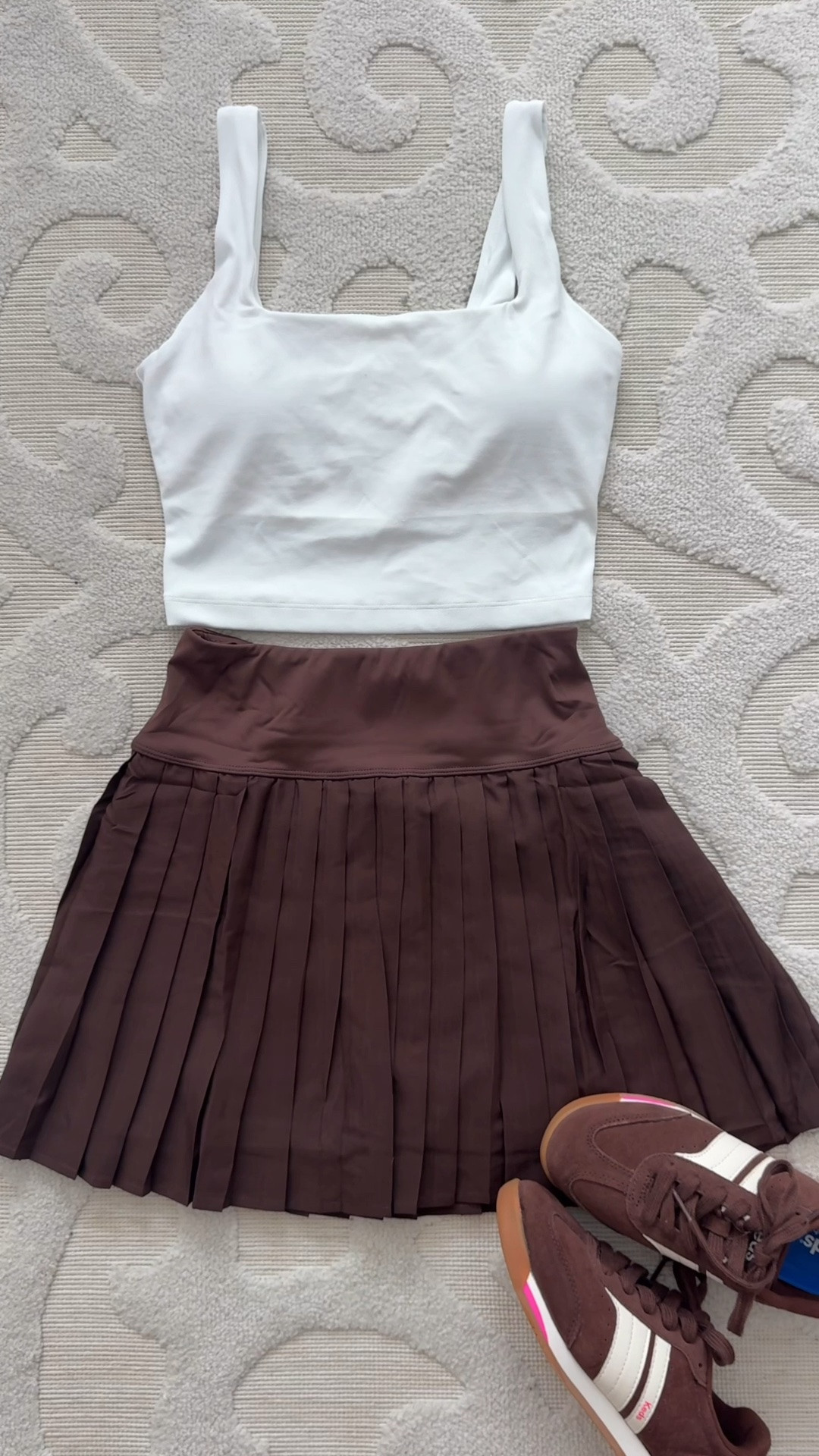 Love this brown pleated skort and braless tank

#LTKSaleAlert #LTKPetite #LTKootd