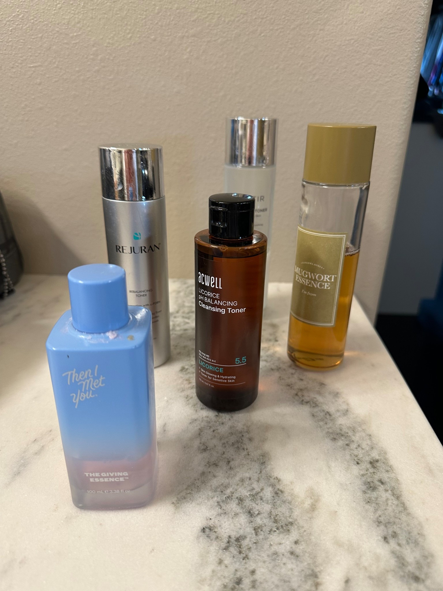 Skin flooding hydrating toners 


#LTKmorningroutine #LTKselfcare #LTKBeauty