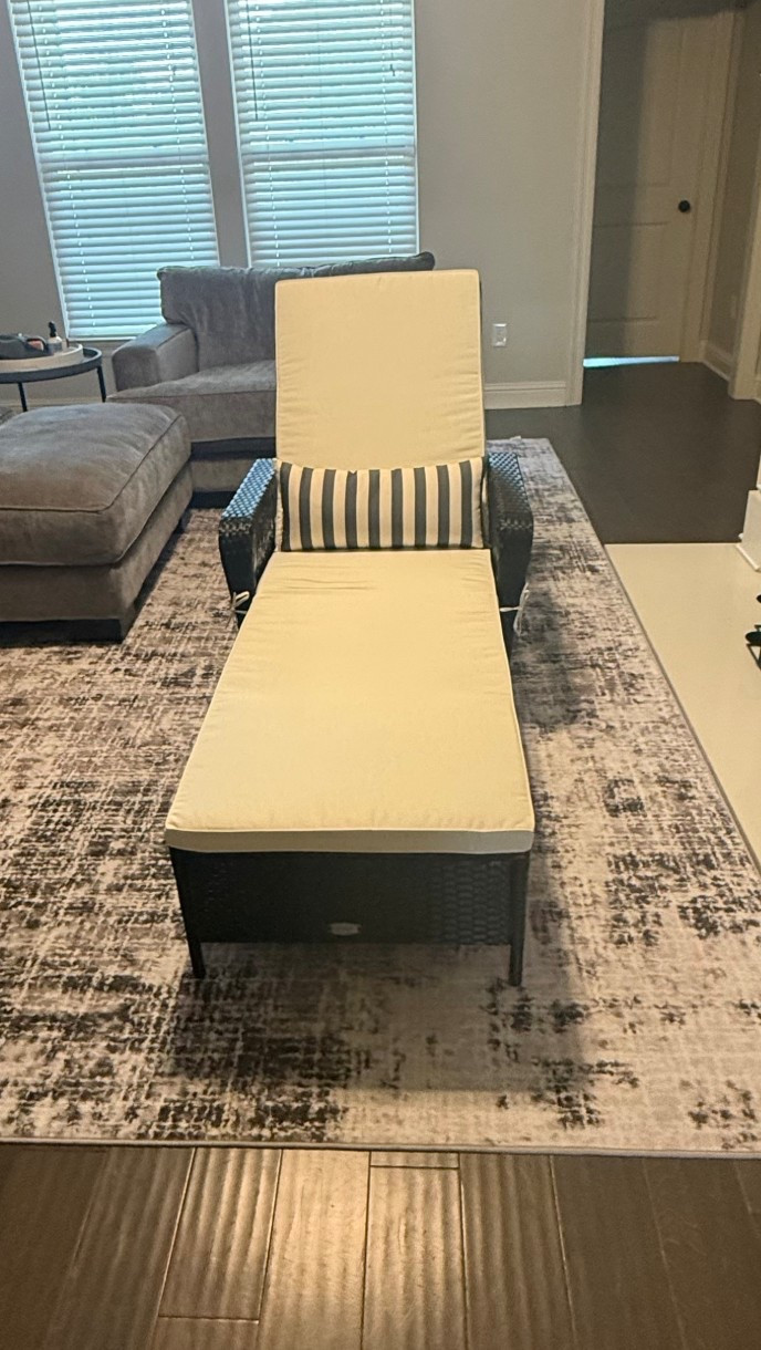 Found the cutest outdoor chair for my daughter’s backyard and I can’t get over the price. It looks so much more expensive than it is and instantly elevates the space. Such a good find for spring and summer! 