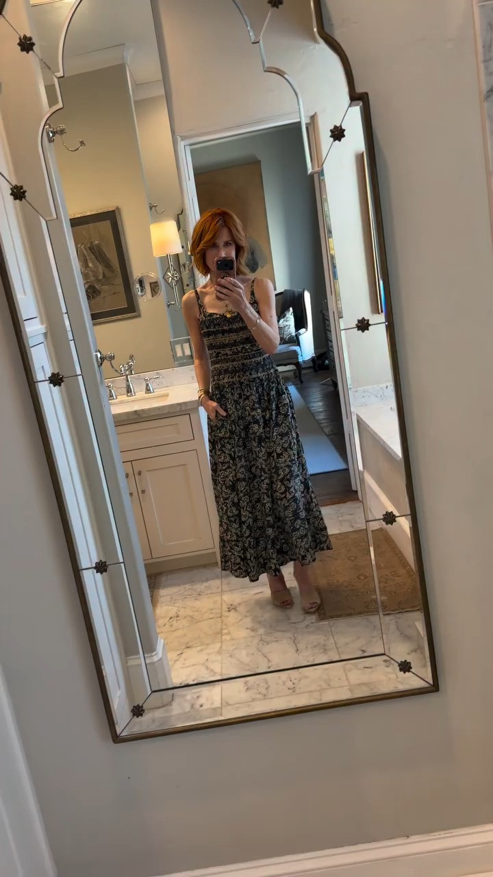 Proof that one dress can do everything.
Brunch ✔️errands✔️dinner✔️feeling fabulous ✔️
Spring outfits don’t need to be complicated-just intentional. 

 

#LTKgrwm #LTKootd #LTKWorkwear