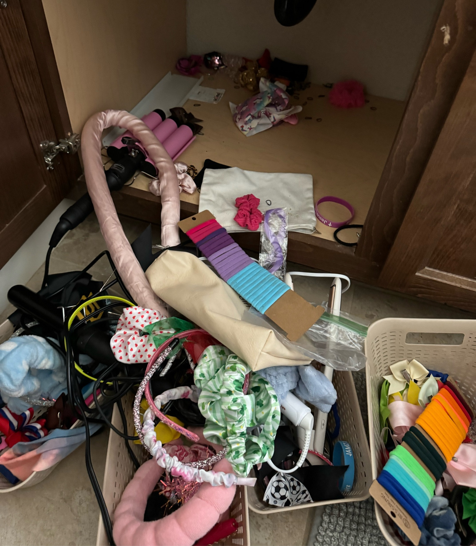 Fixed my girls madness with these bins #organize #bathroomstorage #thehomeedit

#LTKHome #LTKFindsUnder50 #LTKBeauty