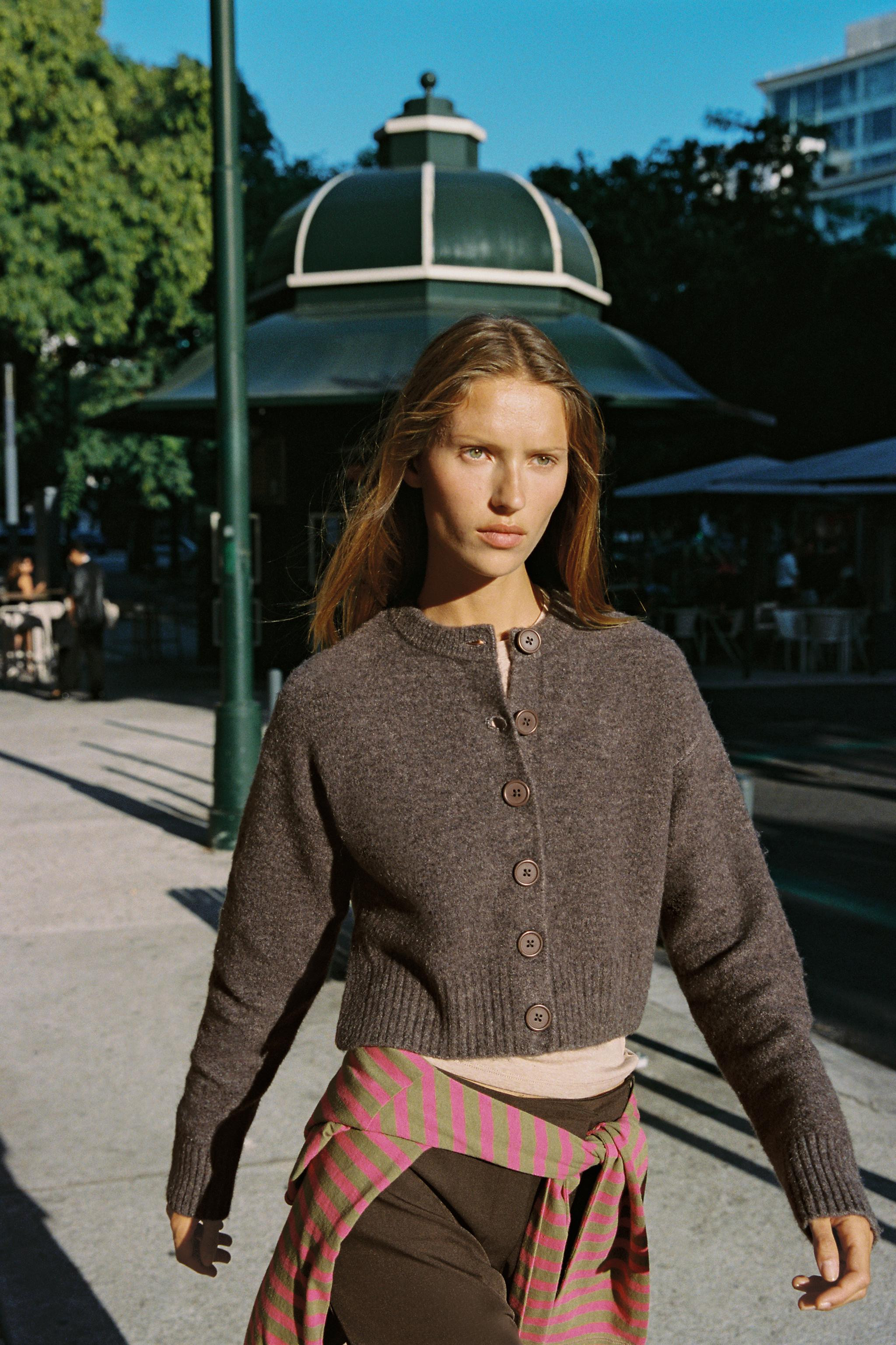 CARDIGAN WITH VENTS | Zara UK