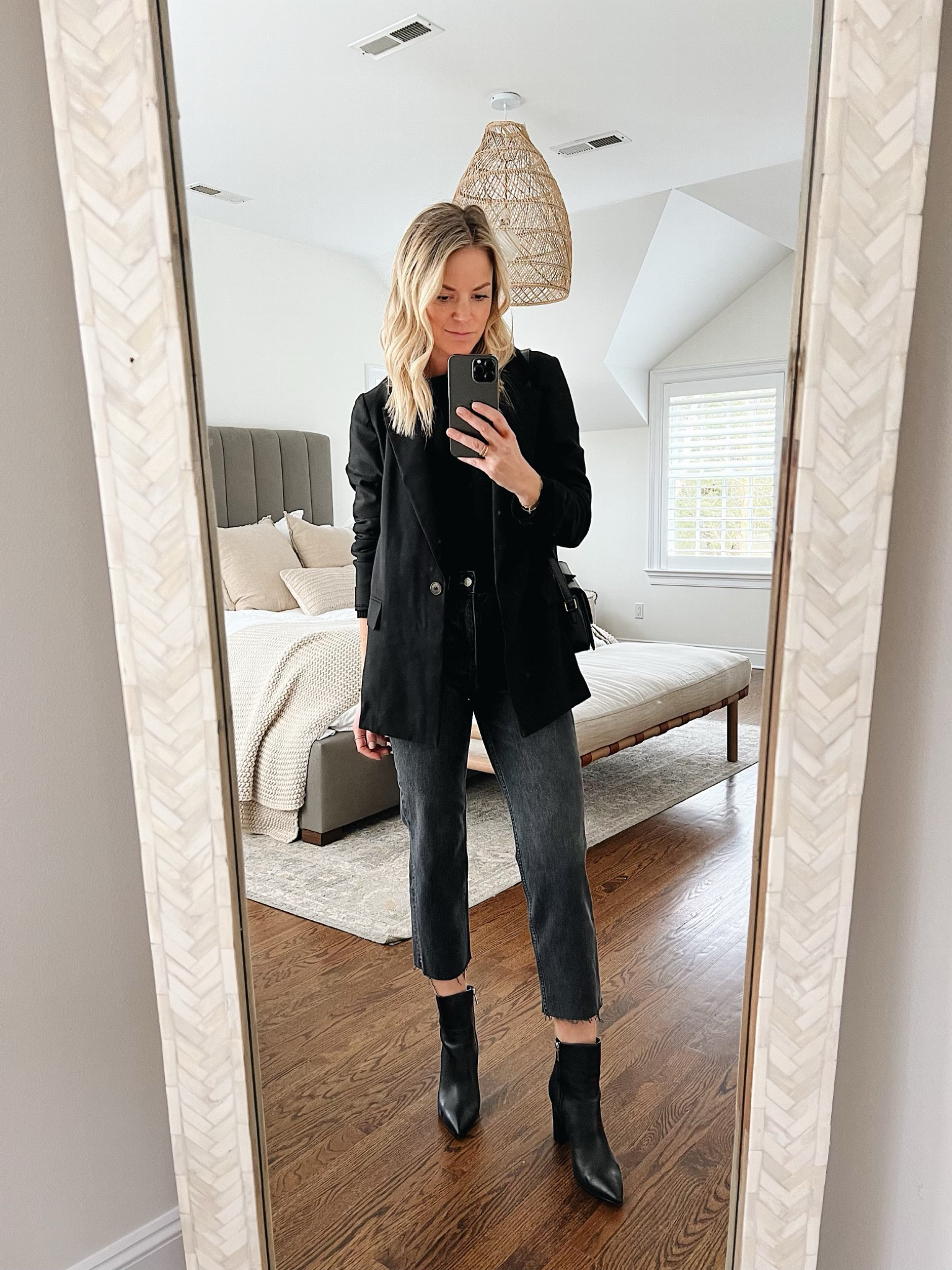 1 blazer, 4 ways 
•blazer, size US4
•faux leather skirt, size US4
•black denim, size 26x28

#LTKstyletip #LTKunder50 #LTKunder100