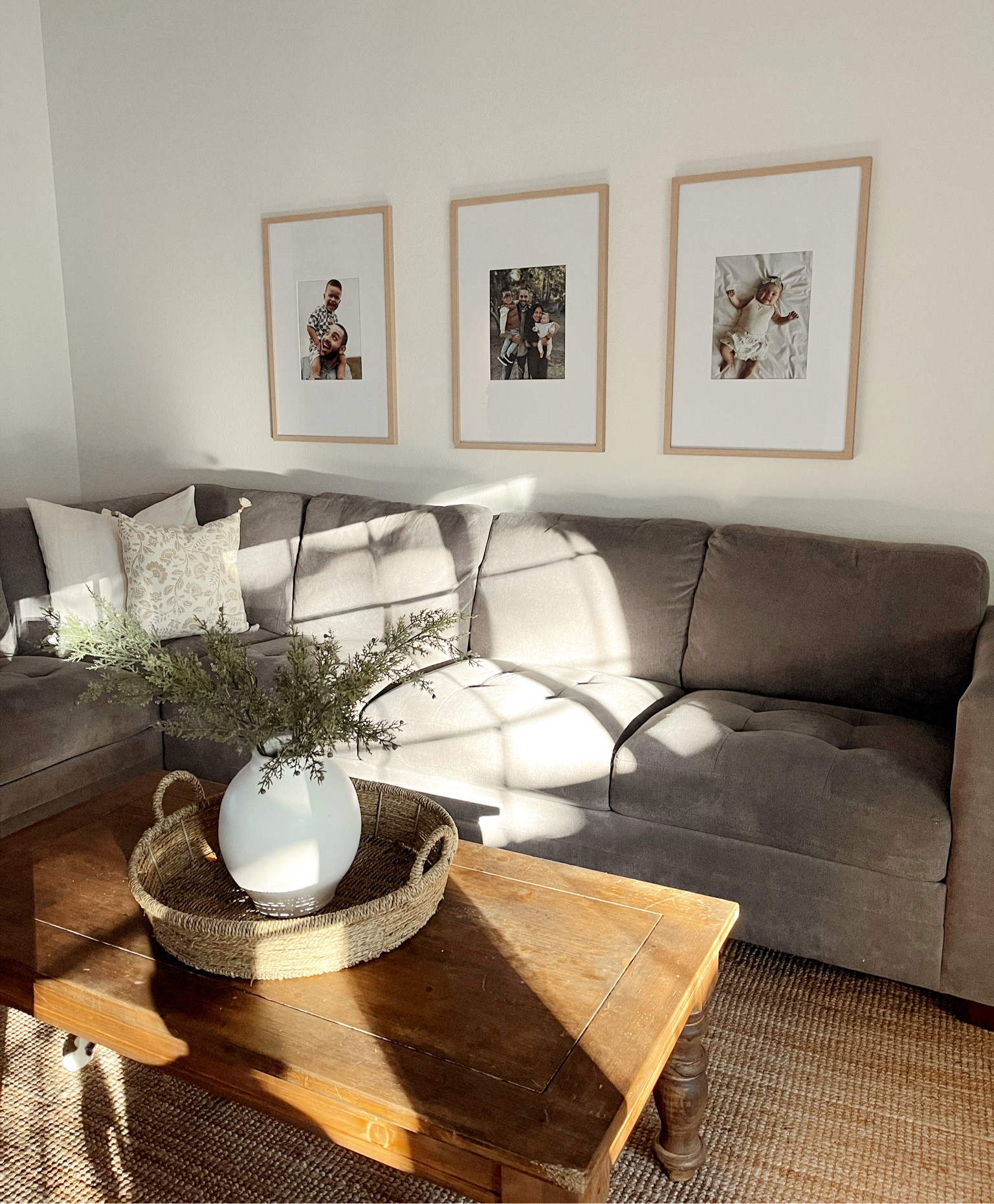 Shop my living room!! 🤎

#LTKSeasonal #LTKhome #LTKfindsunder50