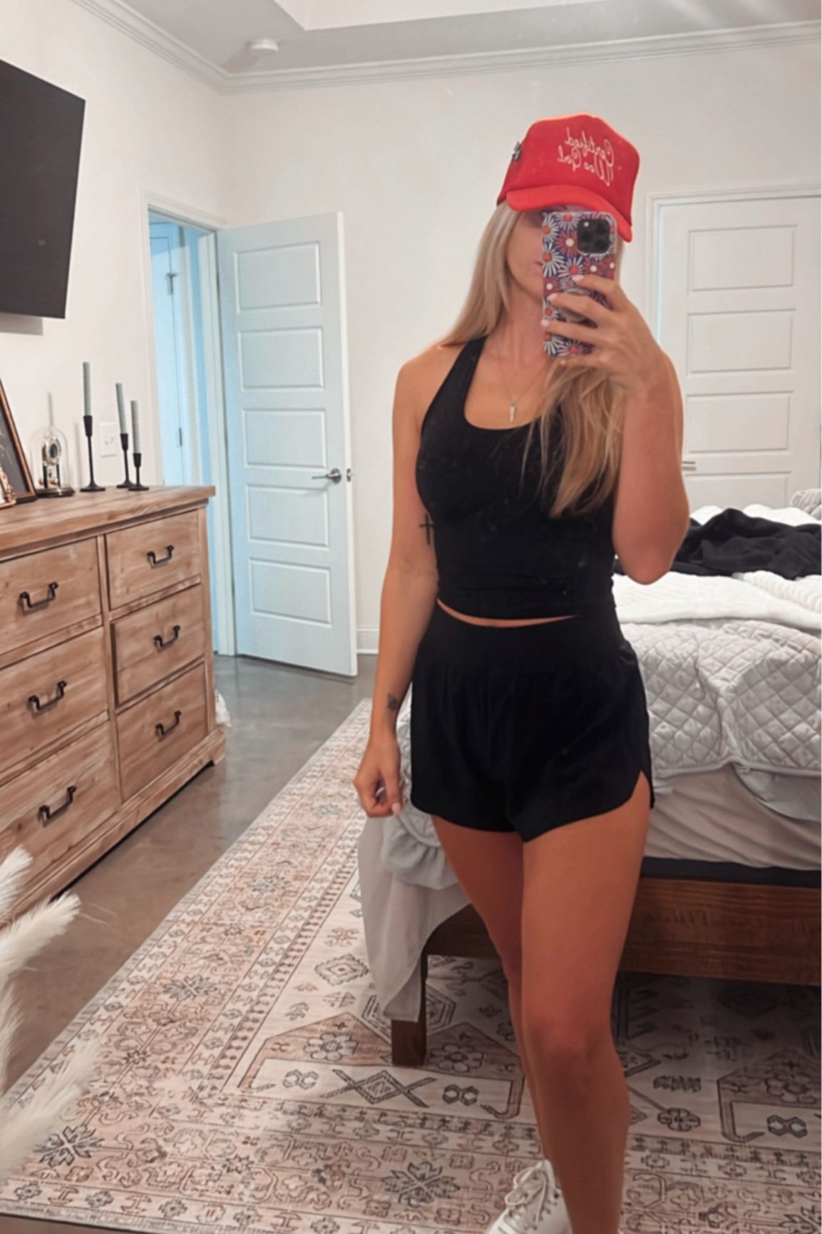On the run 
Top•Small
Bottoms•small
Code•AmberM10 for 10% off kenzkustoms

#LTKActive #LTKTravel #LTKFamily