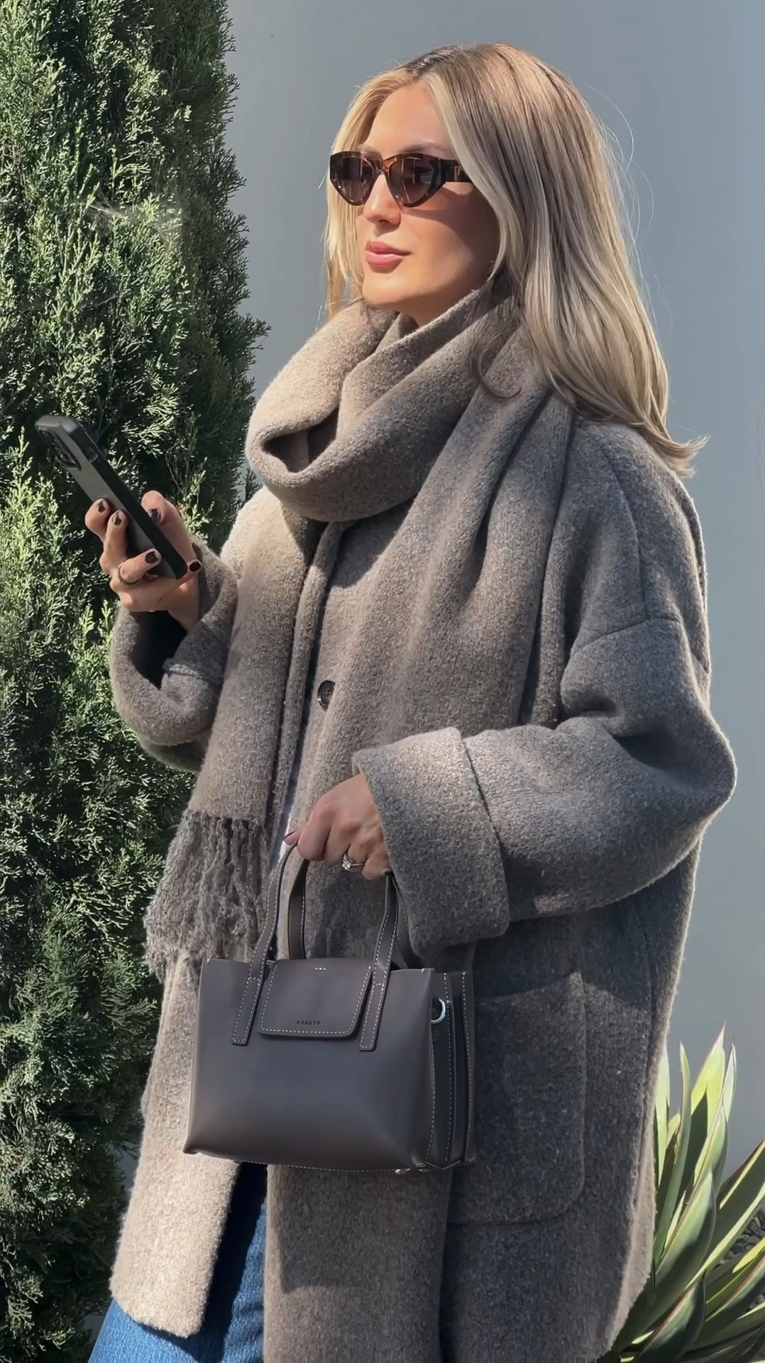 #ad Fall lunch date with my Mini Stella leather handbag I recently got! If you’re looking for quality, she’s the one. It’s the perfect everyday bag and you can wear it as a crossbody or over your shoulder. Comes in lots of colors and in the medium size too. @aallyn 

Color: Wood Berry (the perfect grey/beige tone)

Fall handbag 
Bucket bag
Purse 
Gifts for her 
Mini handbag 
Quality affordable handbag
Fall outfit 
Tote handbag

#LTKItBag #LTKSeasonal #LTKStyleTip