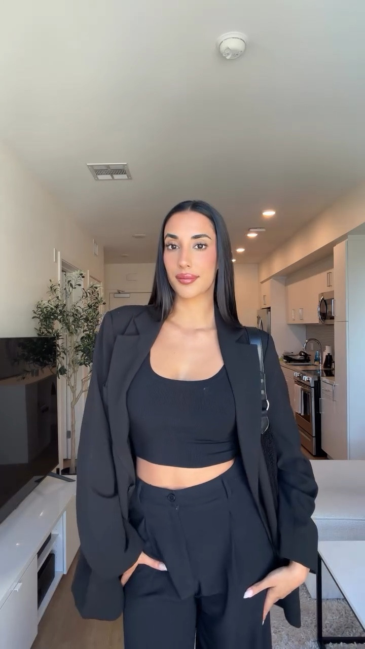 Recreating Pinterest outfits on a budget💌

#pinterestfashion #kyliejennerstyle #casualchic