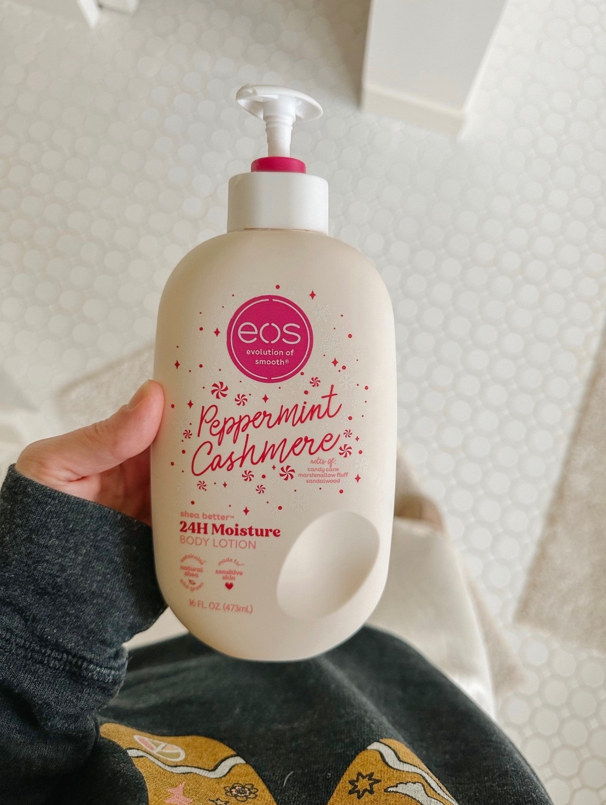 THE best smelling lotion is back ✨ it’s a blend of candy cane + marshmallows that is so dreamy! I stock up every year. the small version would make a great stocking stuffer!

#LTKSeasonal #LTKHoliday #LTKGiftGuide