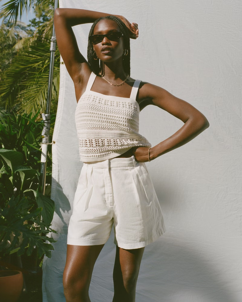 Ultra High Rise Linen-Blend Tailored Short | Abercrombie & Fitch (US)