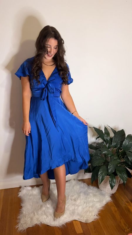 Your new favorite fall wedding guest dress 😍 come in 16 different colors!

formal dresses | special occasion | royal blue | affordable fashion | under $50 | silk dress 

#LTKunder50 #LTKwedding #LTKHoliday