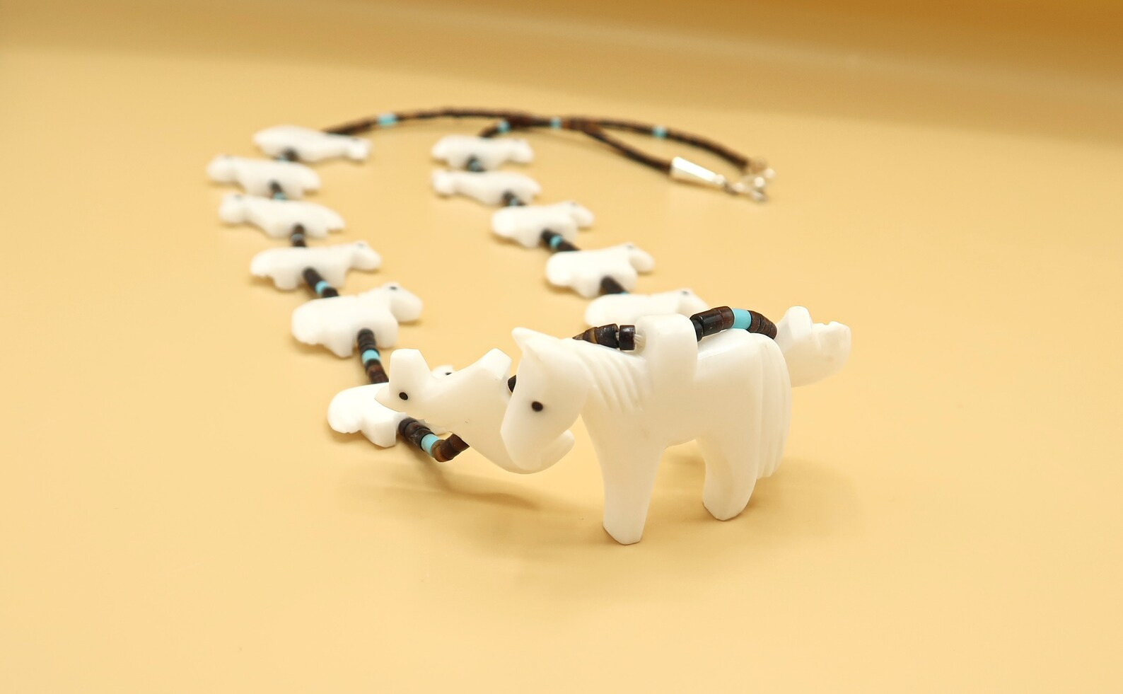 Serpentine White Stone Horse Fetish Necklace With Hand Carved Animals - Etsy UK | Etsy (UK)