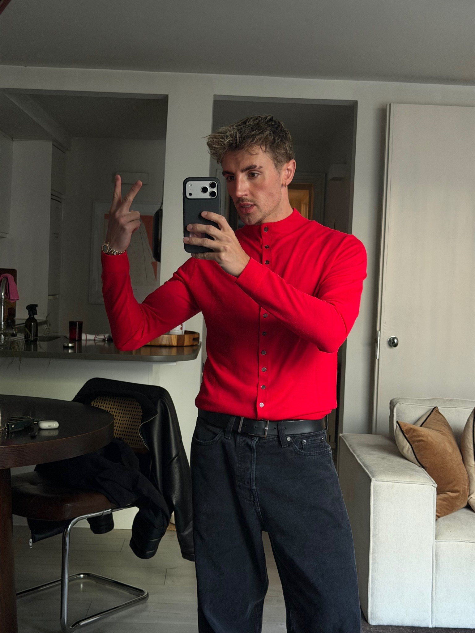 Men’s red cardigan statement top

#LTKluxury #LTKuk #LTKmens