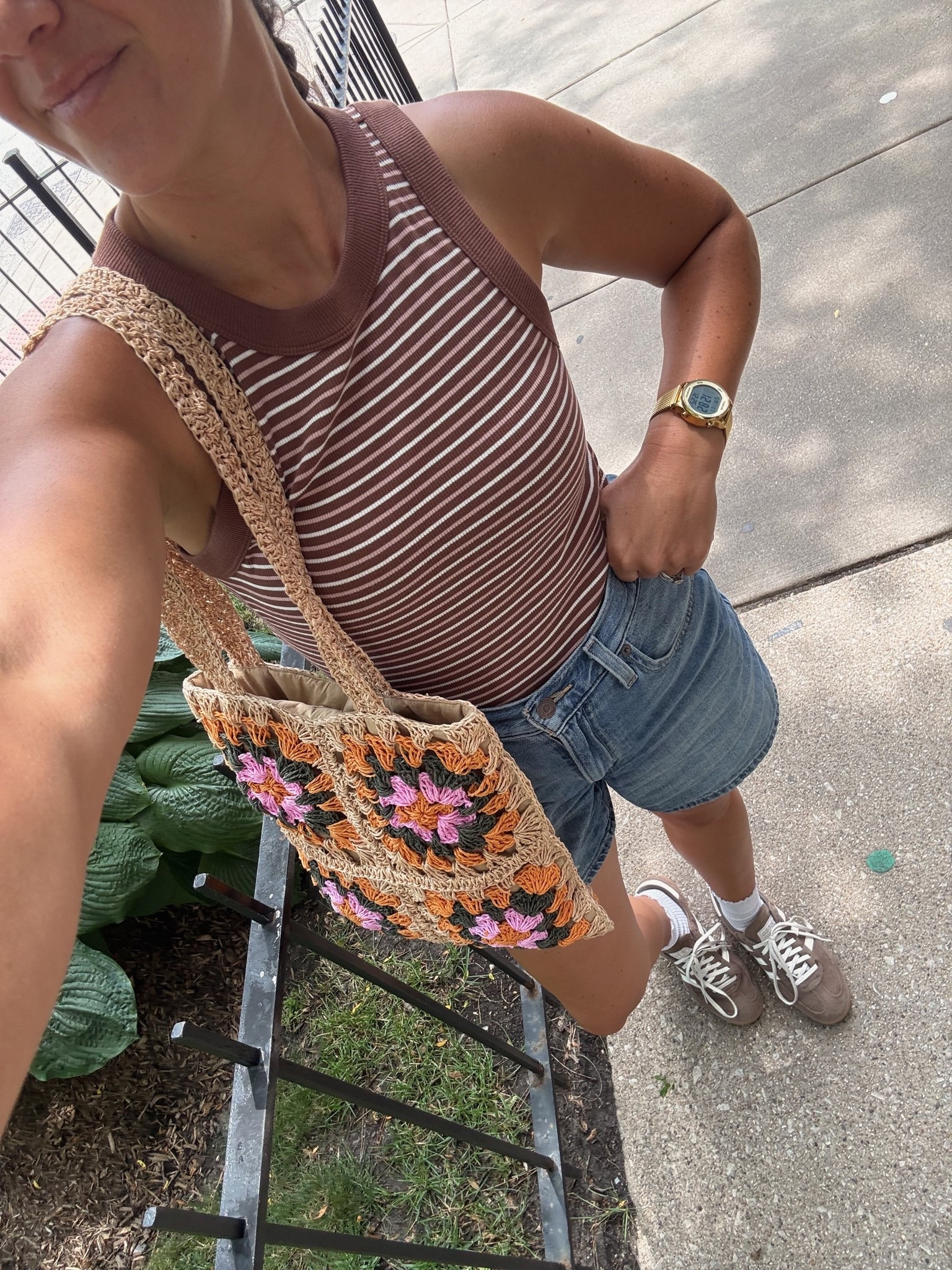 I want every color on this tank top.

Wearing medium 


Cinched waist shorts
Levi shorts
Adidas sneakers
Old navy style 
Summer outfits, summer outfit 
Vacation outfit

#LTKootd #LTKgrwm #LTKSaleAlert