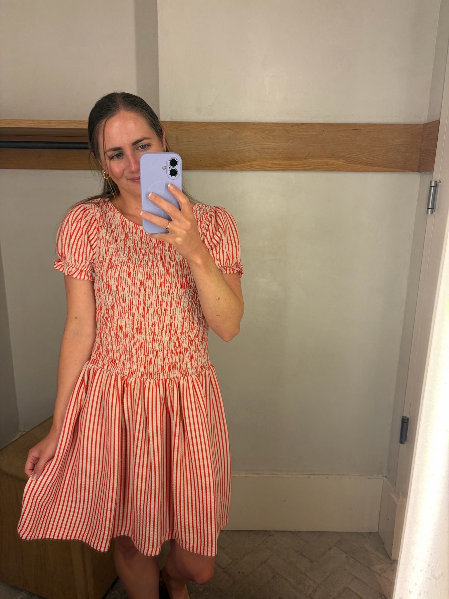Love this striped short sleeve dress as we start to transition into fall. The ruching is figure flattering and the sleeves provide the coverage needed to wear it to the office, church, etc. also comes in a maxi version!

Business casual outfit idea
teacher outfits

#LTKootd #LTKWorkwear #LTKSaleAlert