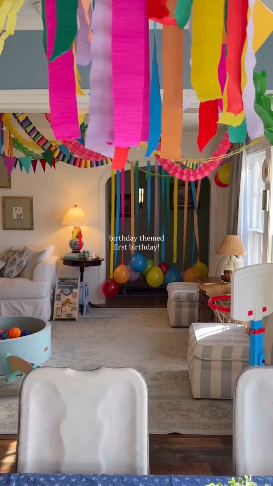 COLORFUL CUTENESS FOR MY BABY BOY !!!!!! 🎈

#firstbirthday #craftymom #birthday #babyboybirthday