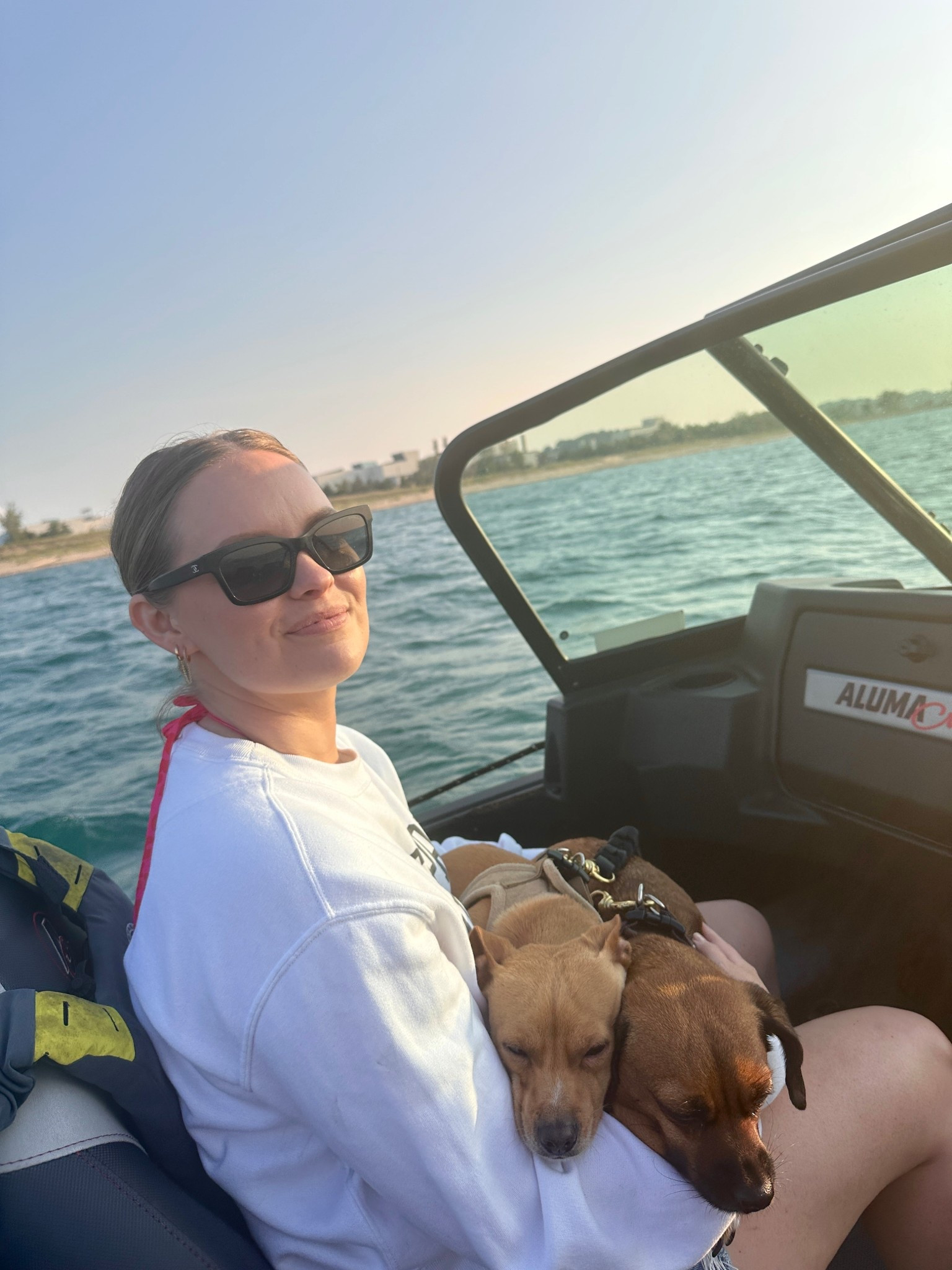 Boat day outfit 🚤🤍

Use briannafox for 10% off for Miranda Frye jewelry 

#LTKFindsUnder50 #LTKStyleTip #LTKPetite