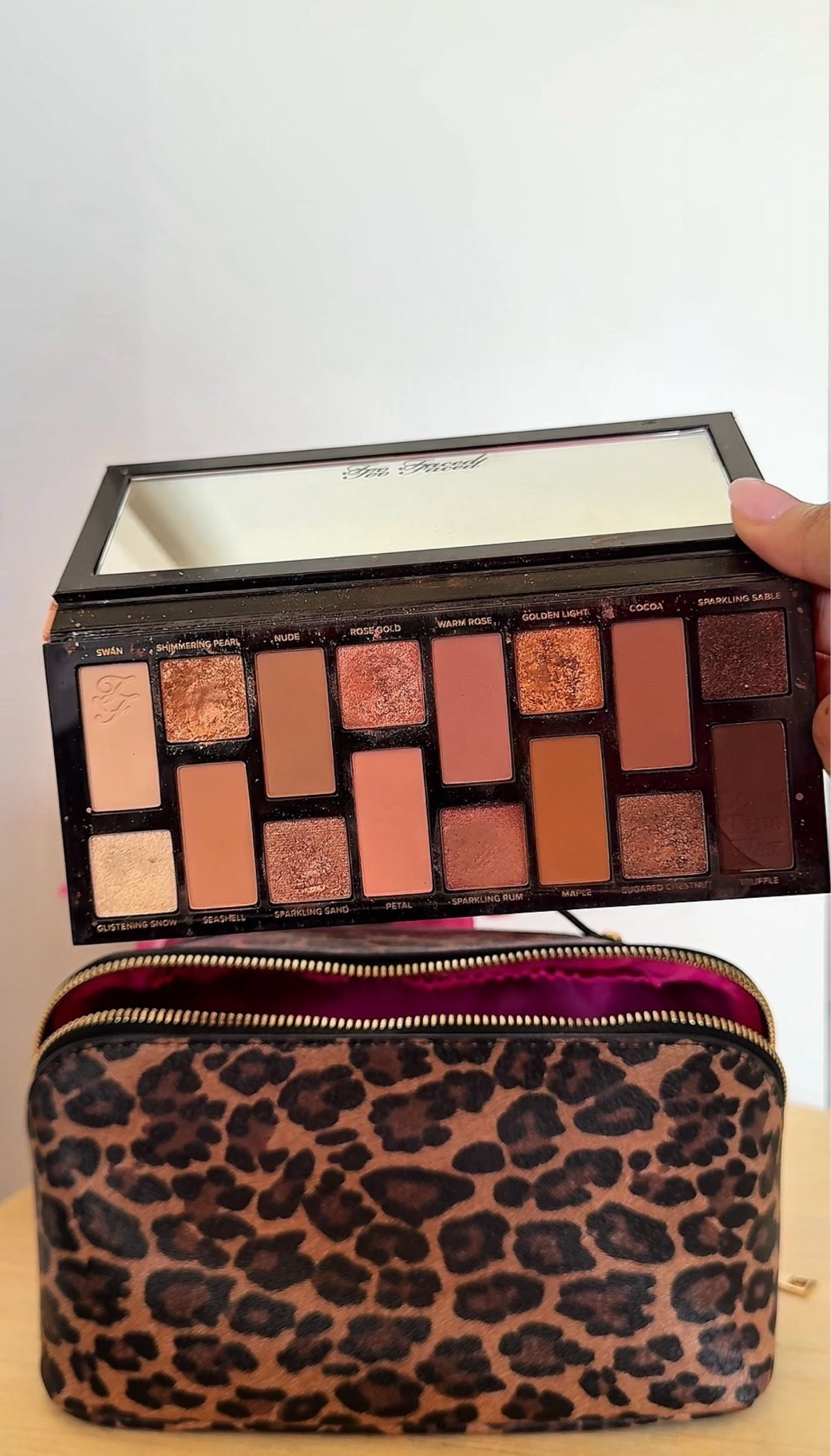 OG makeup palette #toofaced

#LTKgrwm #LTKmorningroutine #LTKBeauty