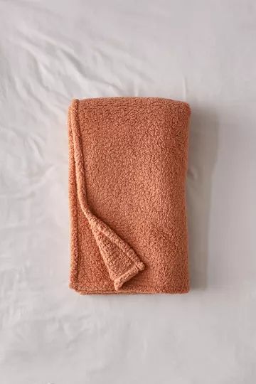 Amped Fleece Throw Blanket | Urban Outfitters (US and RoW)