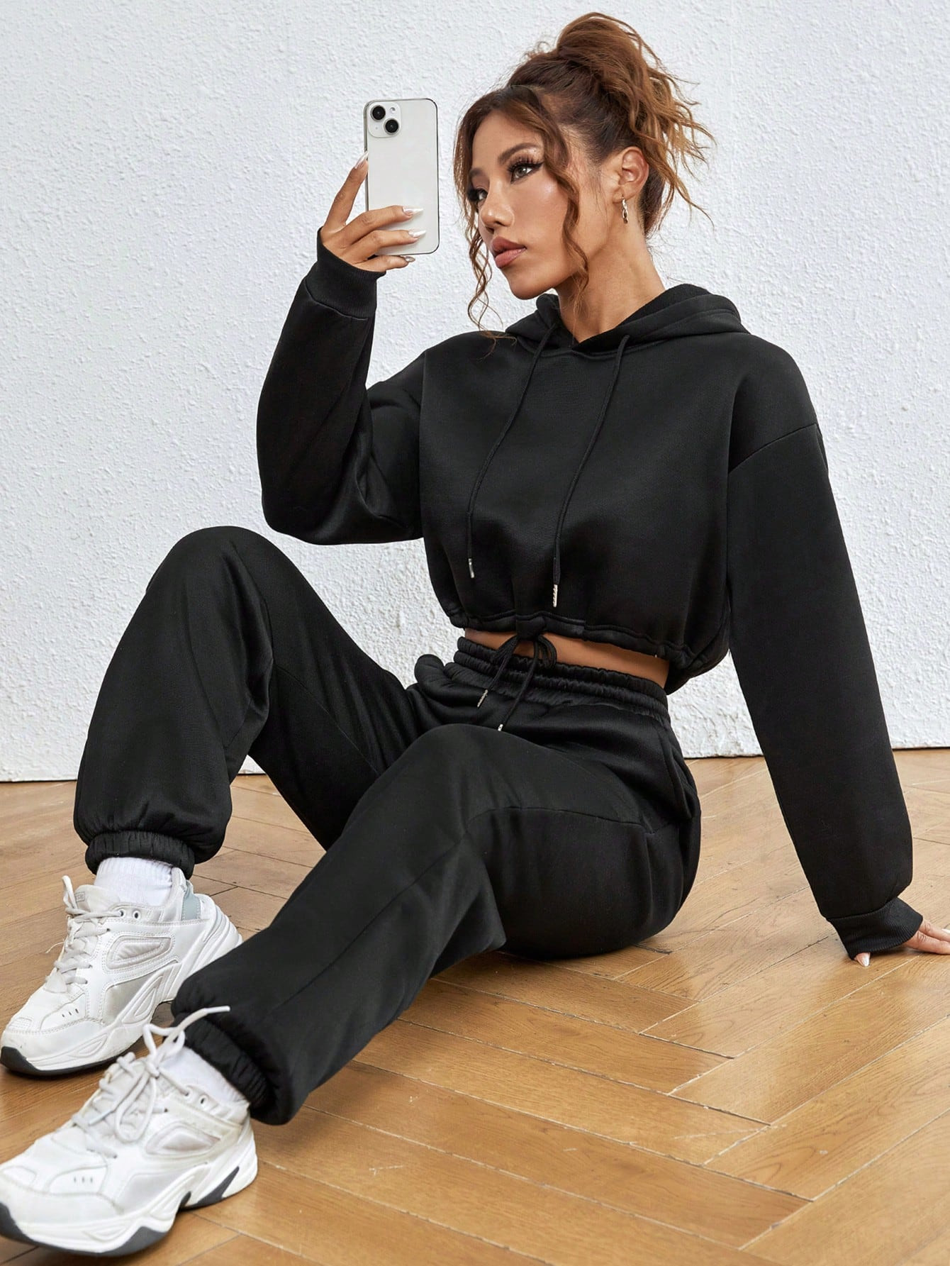 Drop Shoulder Drawstring Hem Thermal Lined Crop Hoodie & Sweatpants | SHEIN